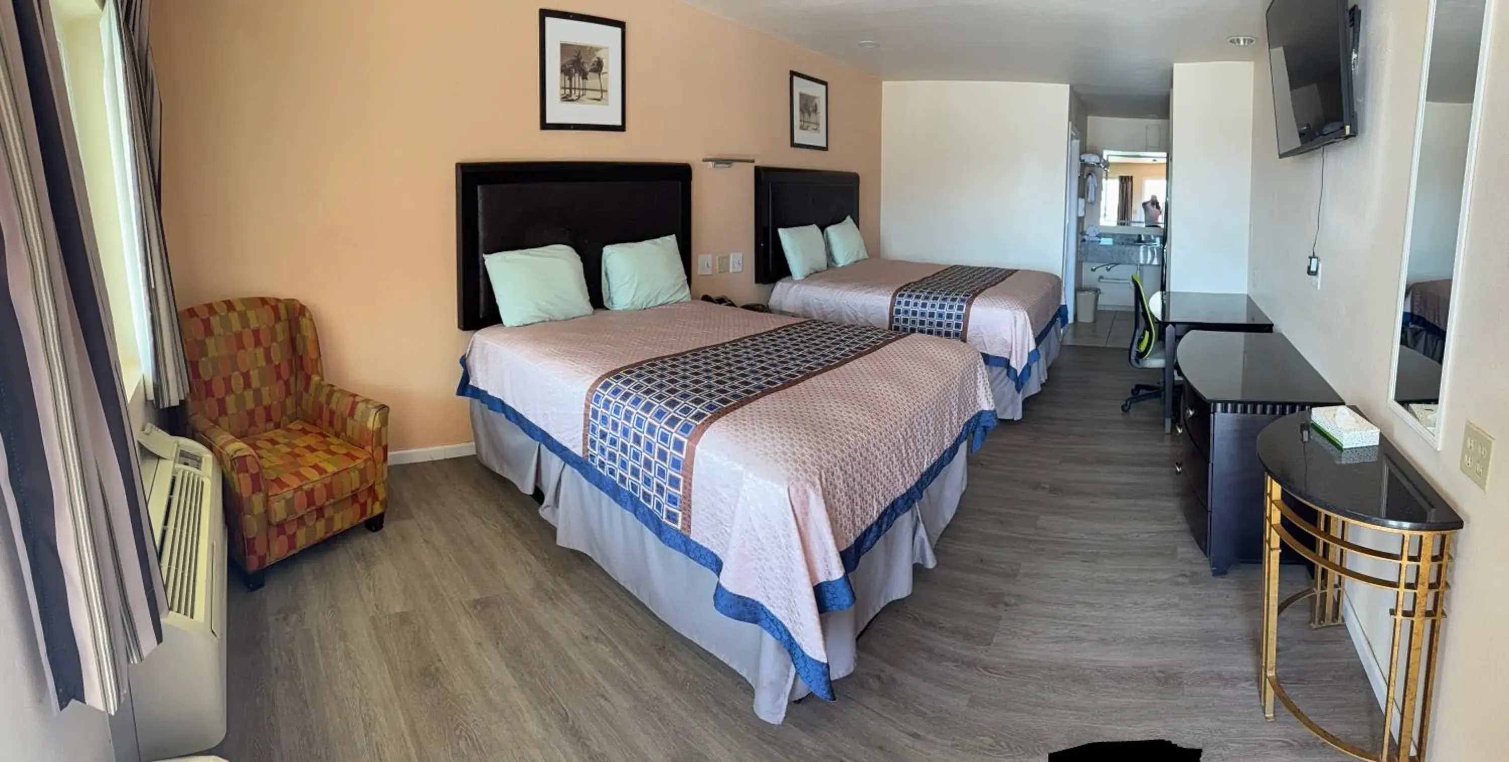 Deluxe Double Room Non-Smoking in Denver City Motel Deluxe Double Room Non-Smoking in Denver City Motel