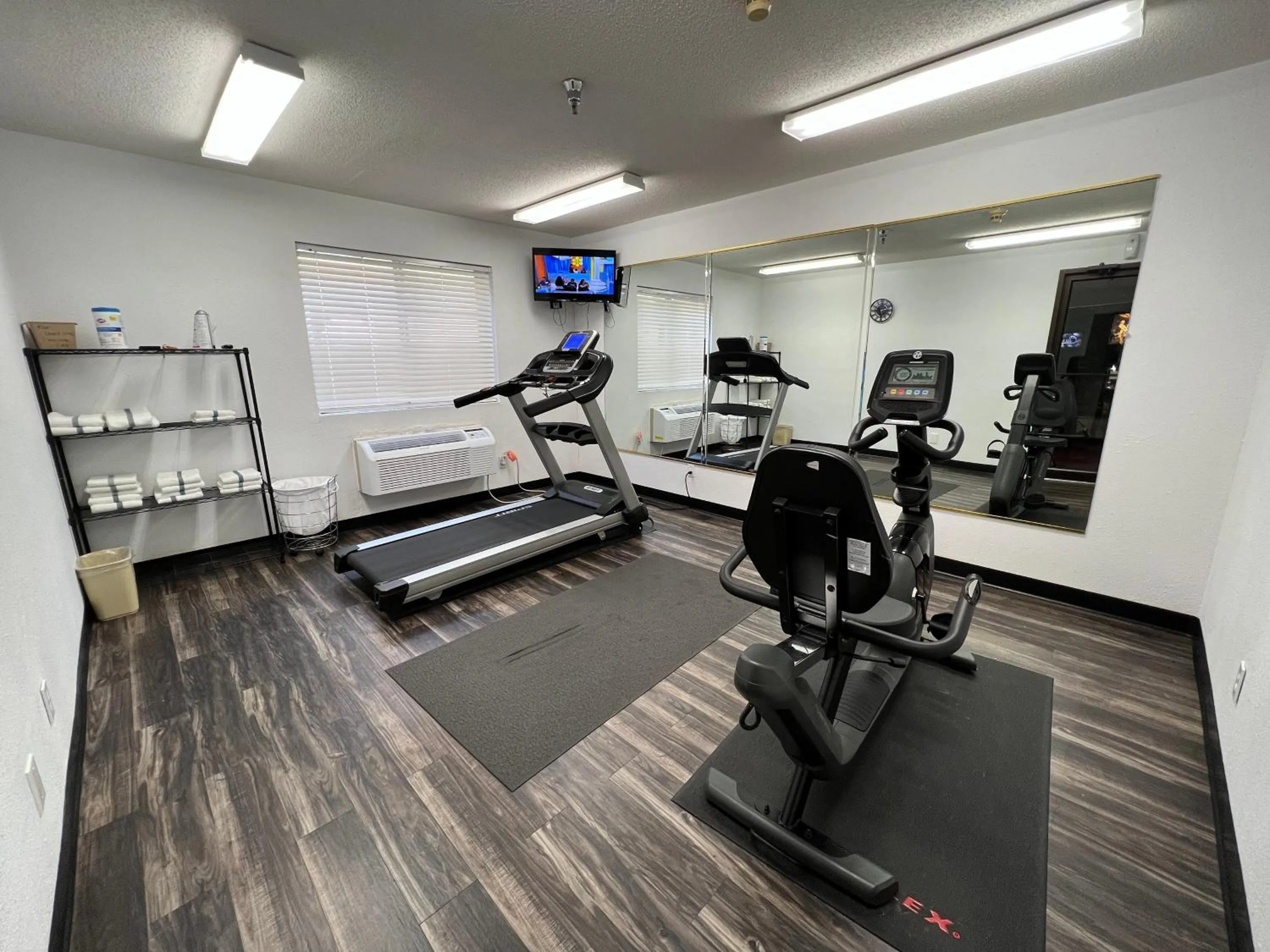Fitness centre/facilities in Rodeway Inn Holdrege