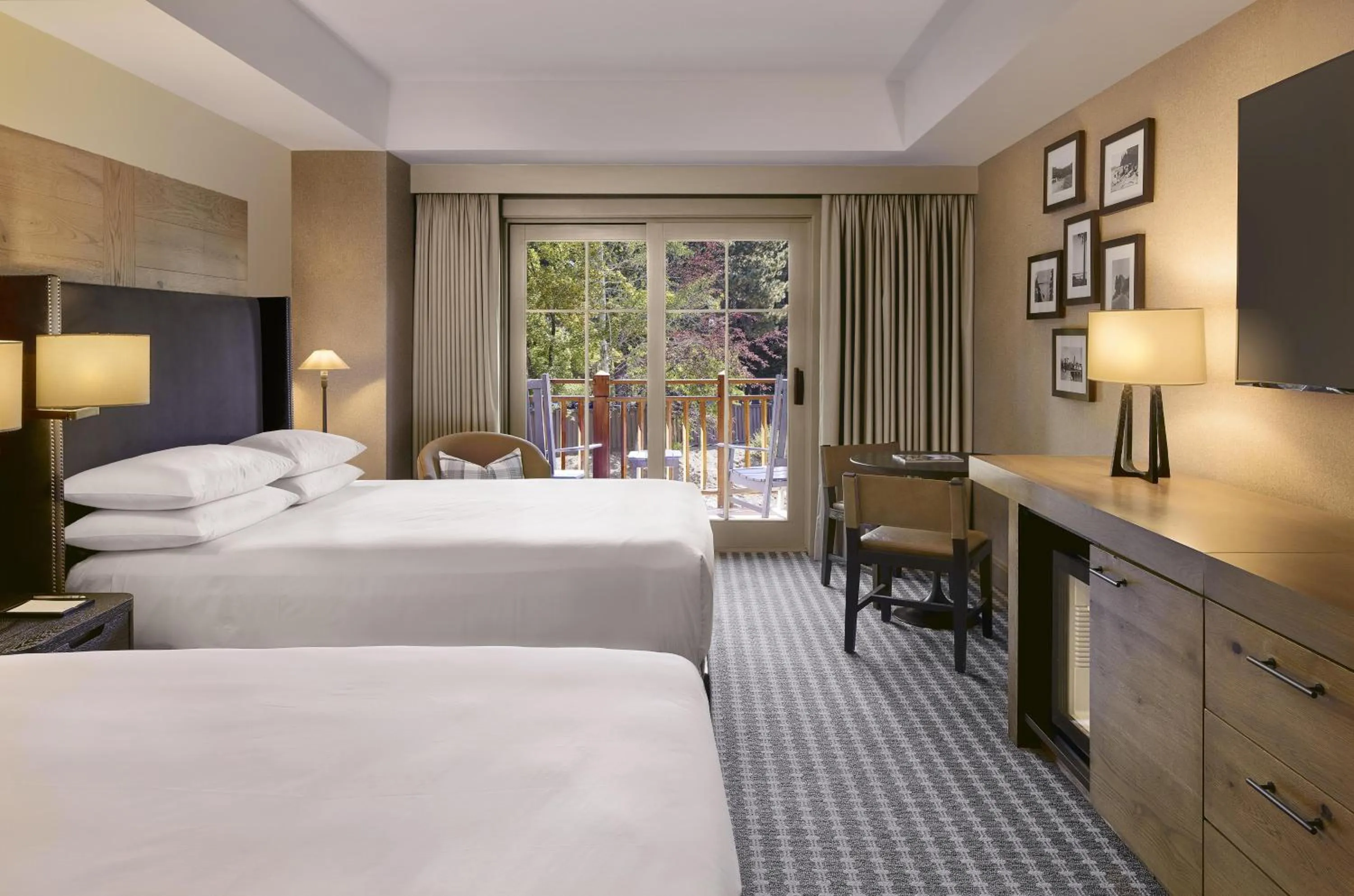 Bedroom, Bed in Hyatt Regency Lake Tahoe Resort, Spa & Casino