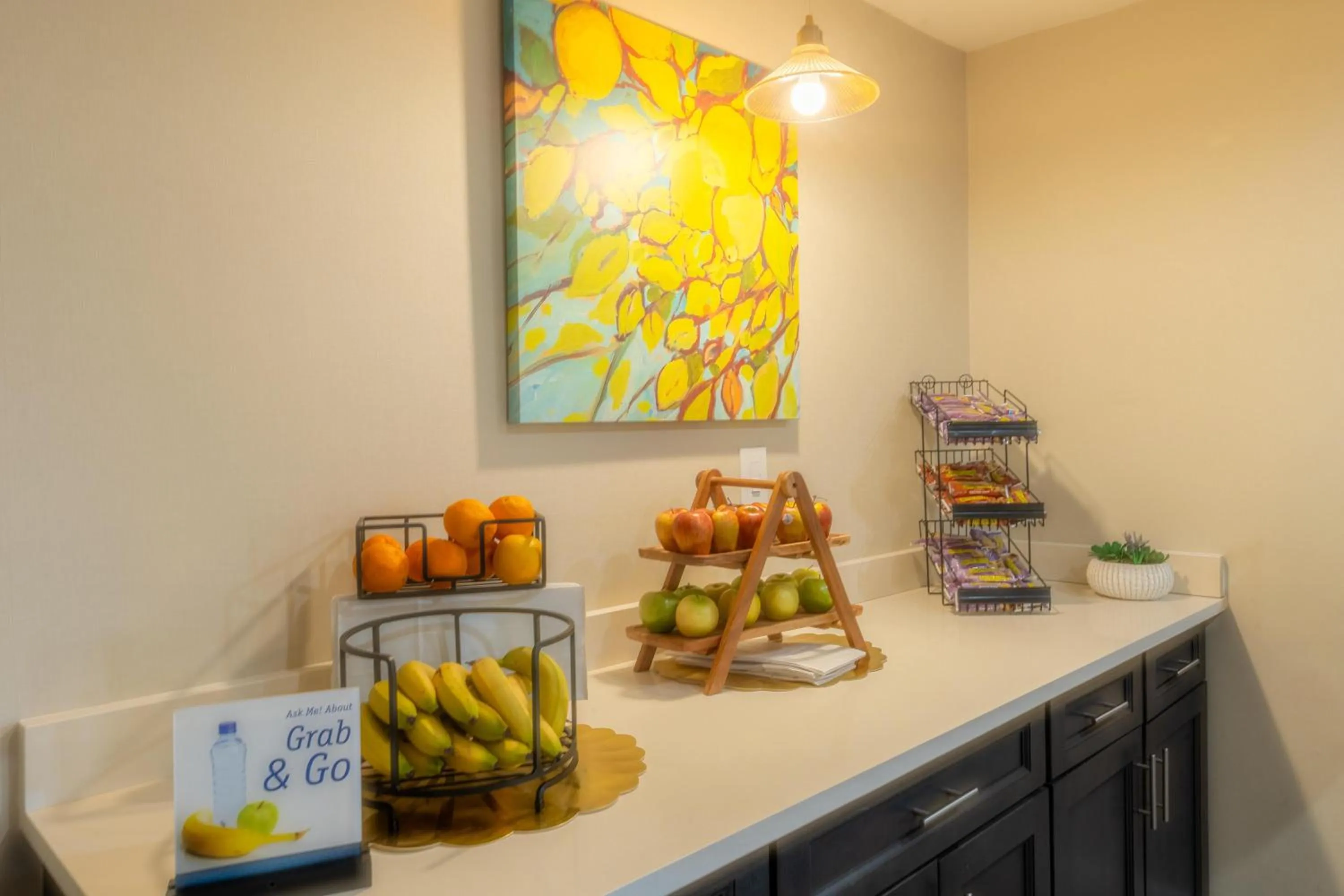 Breakfast in The Westfield Inn, BW Signature Collection