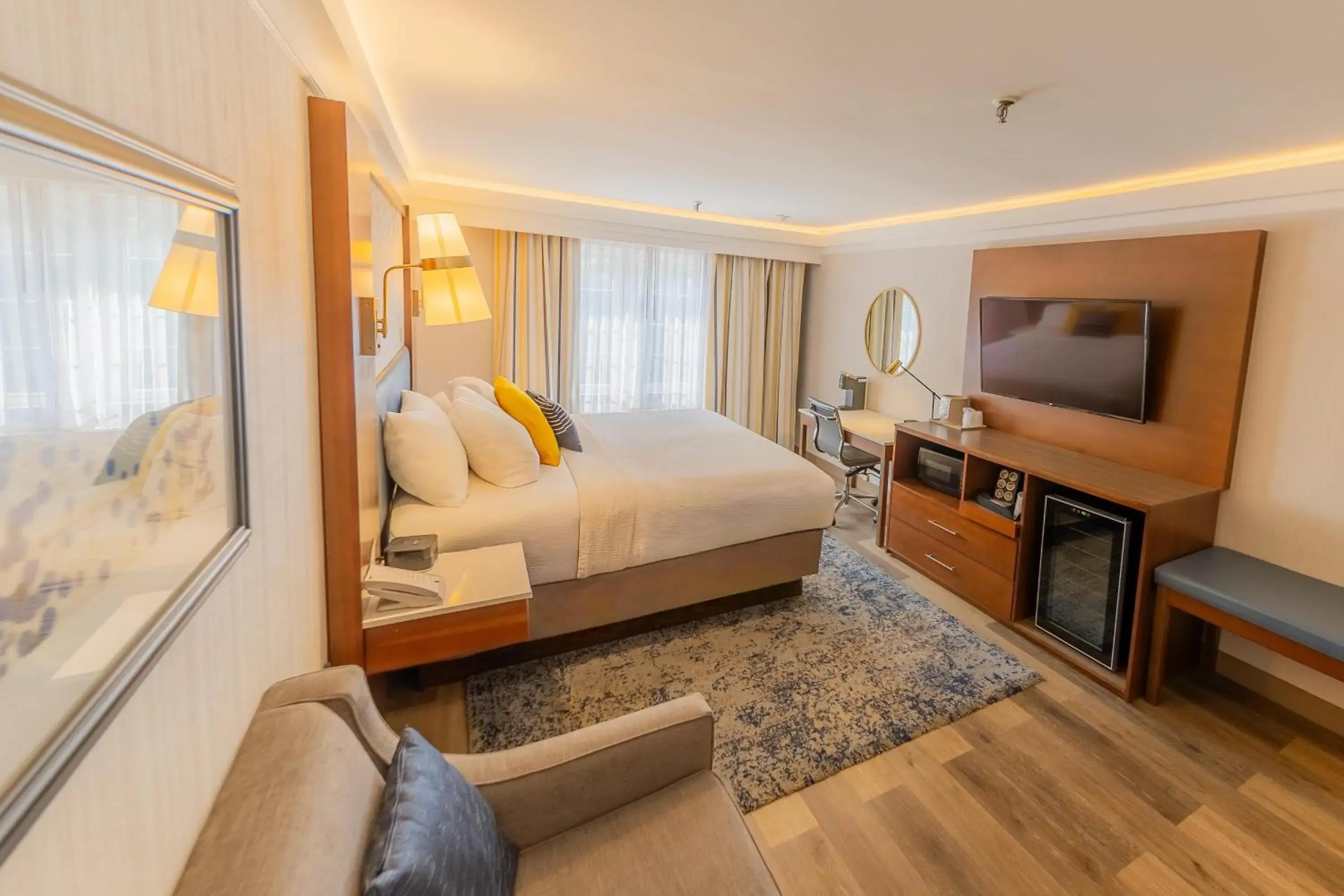 King Room with Sofa Bed in The Westfield Inn, BW Signature Collection King Room with Sofa Bed in The Westfield Inn, BW Signature Collection