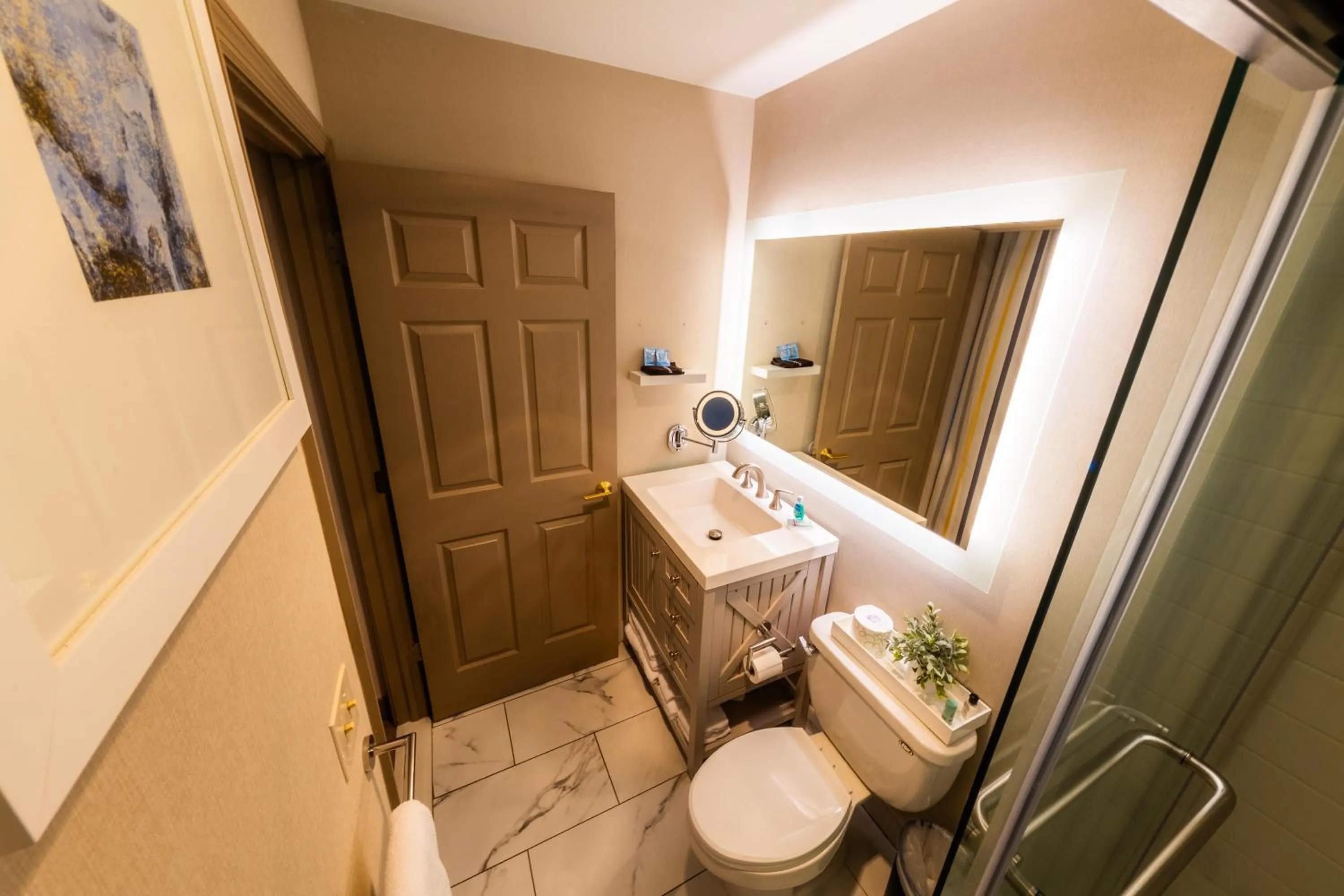 Bathroom in The Westfield Inn, BW Signature Collection