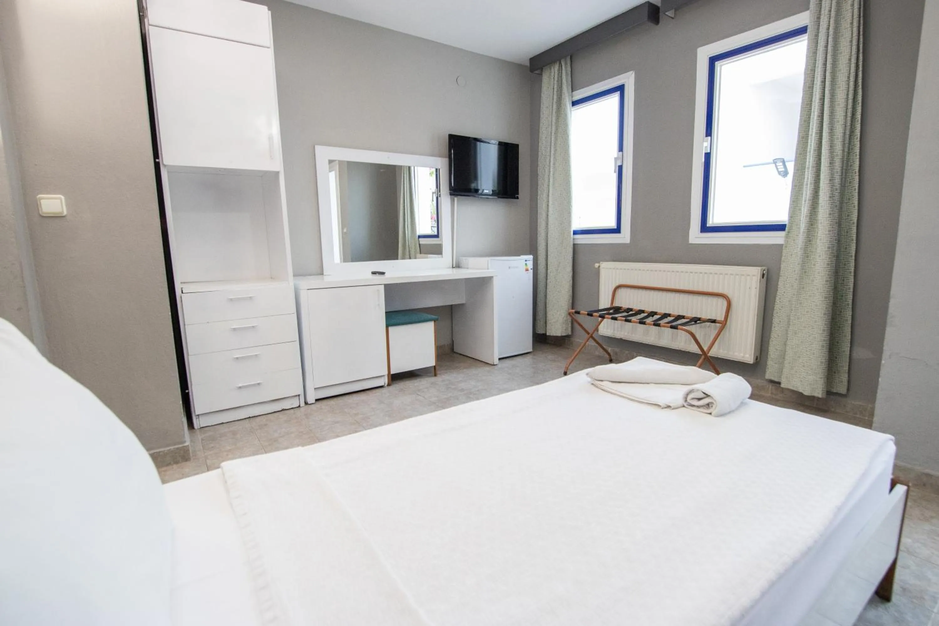 TV and multimedia, Bed in Sunpoint Hotel Bodrum