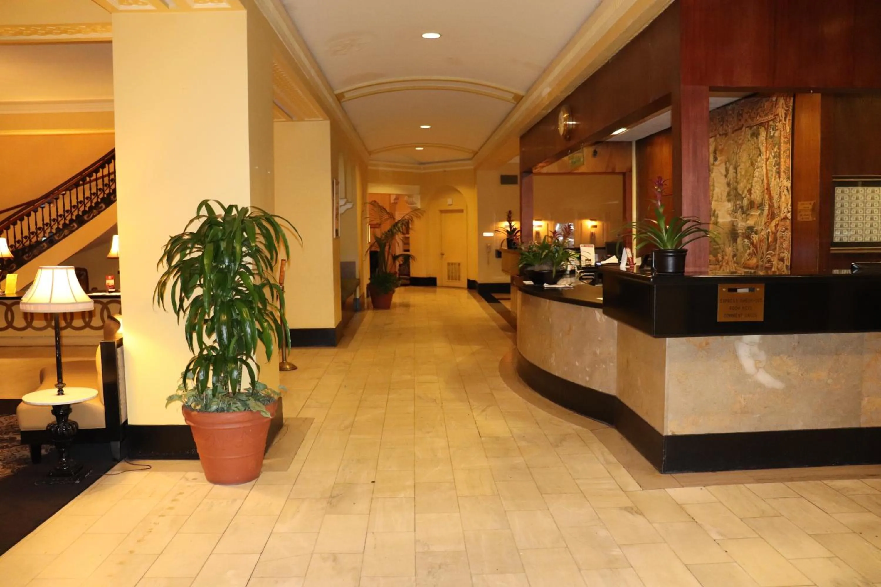 Lobby or reception in Arlington Resort Hotel & Spa