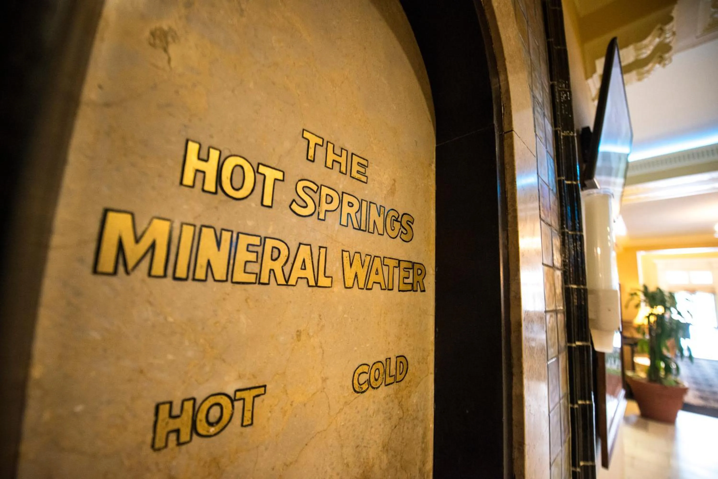 Property logo or sign in Arlington Resort Hotel & Spa