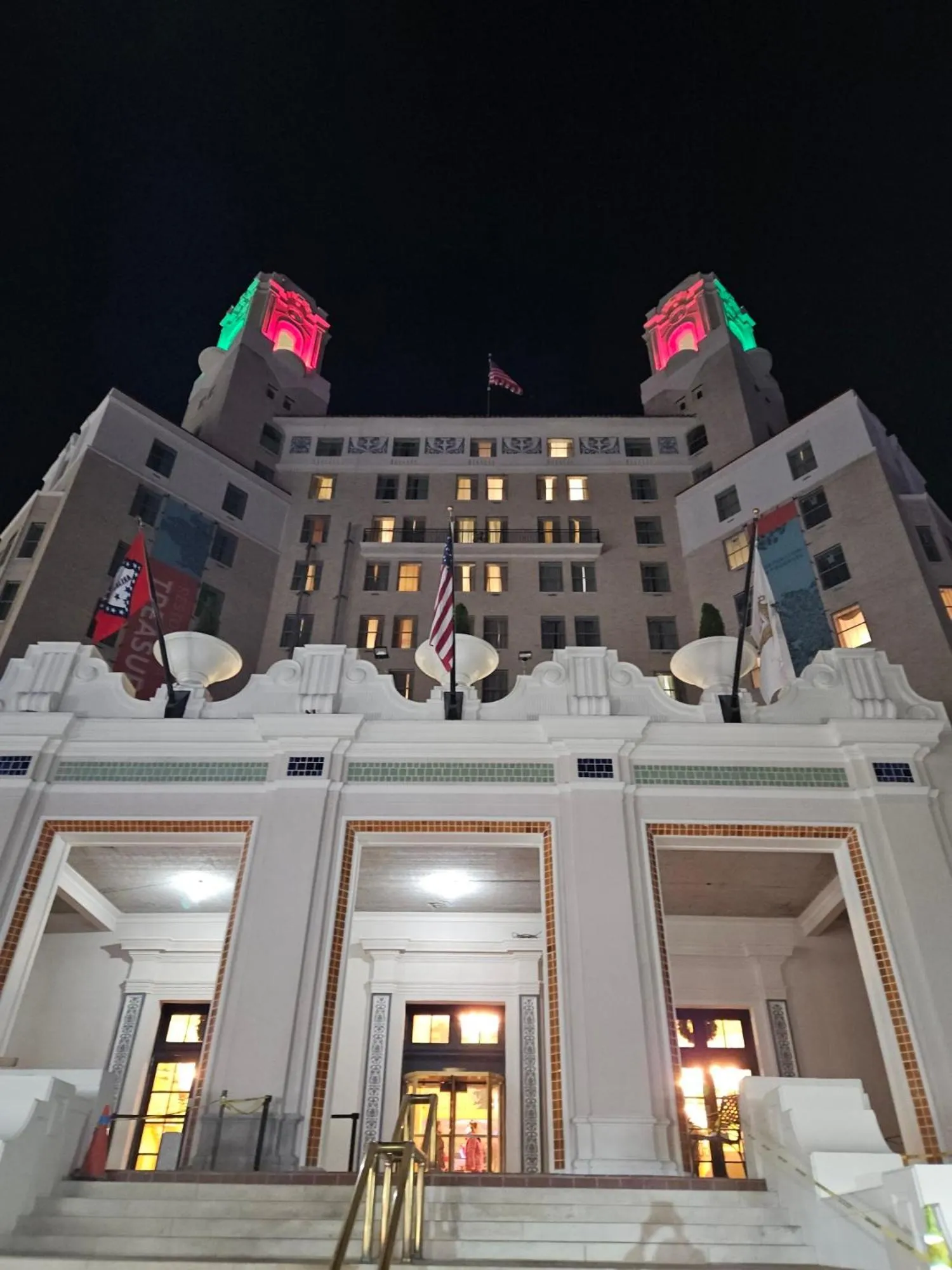 Property building in Arlington Resort Hotel & Spa