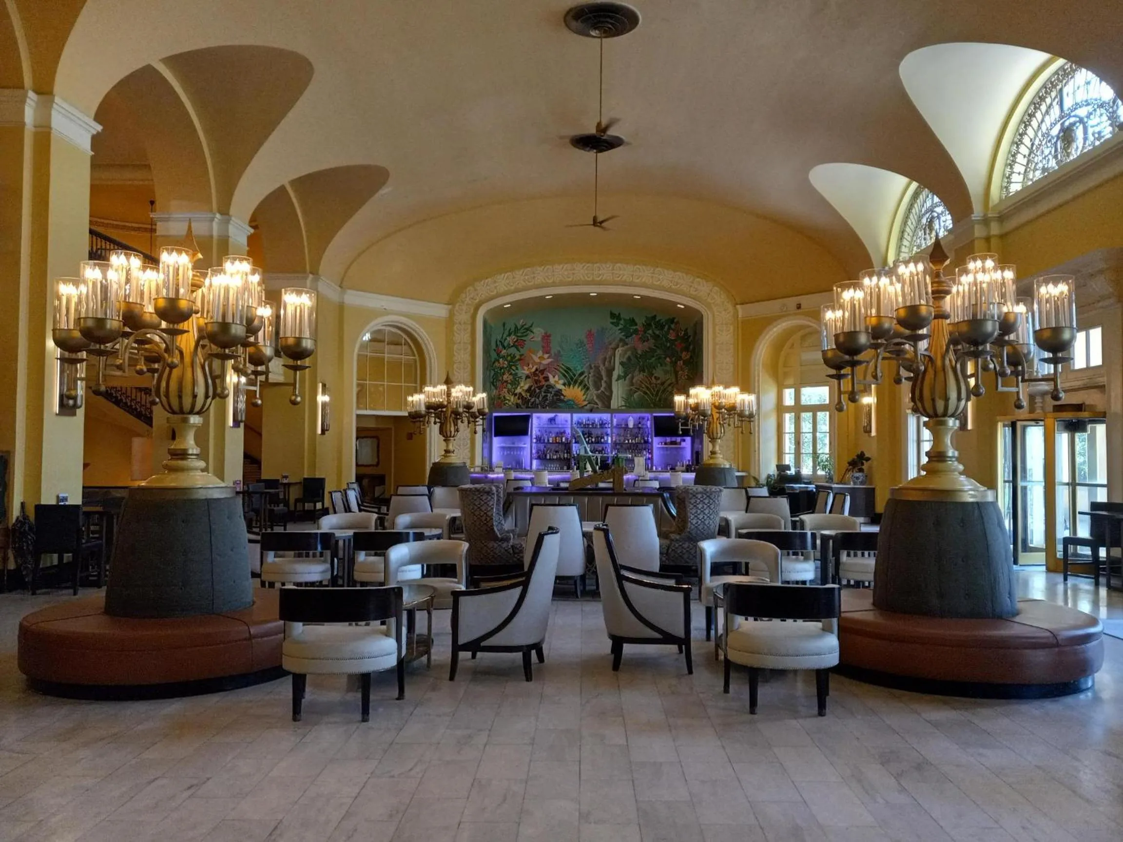 Property building in Arlington Resort Hotel & Spa