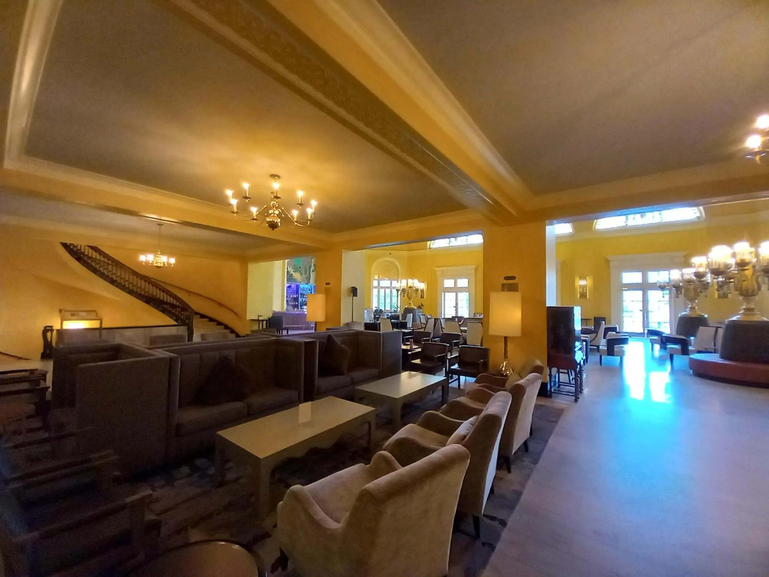 Seating area in Arlington Resort Hotel & Spa