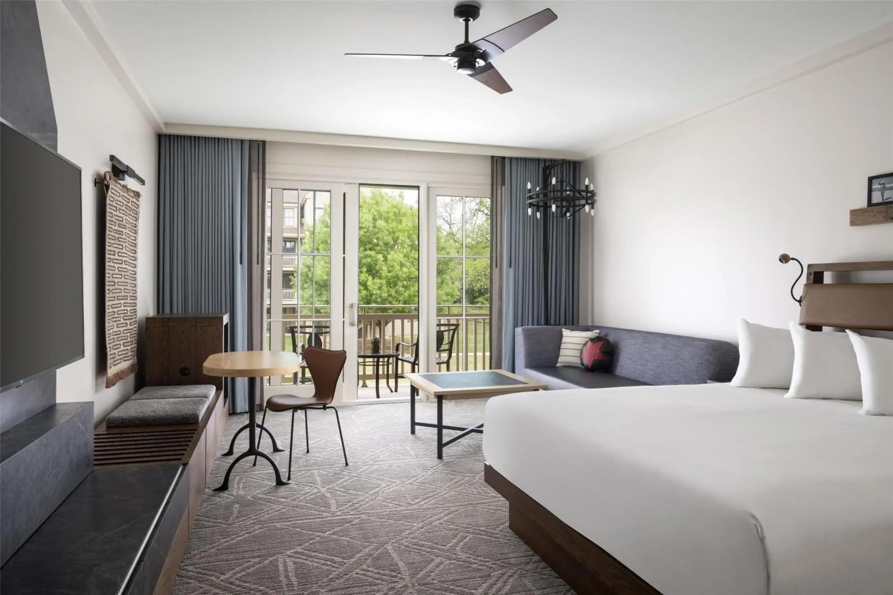 King Room with Balcony in Hyatt Regency Lost Pines Resort and Spa King Room with Balcony in Hyatt Regency Lost Pines Resort and Spa