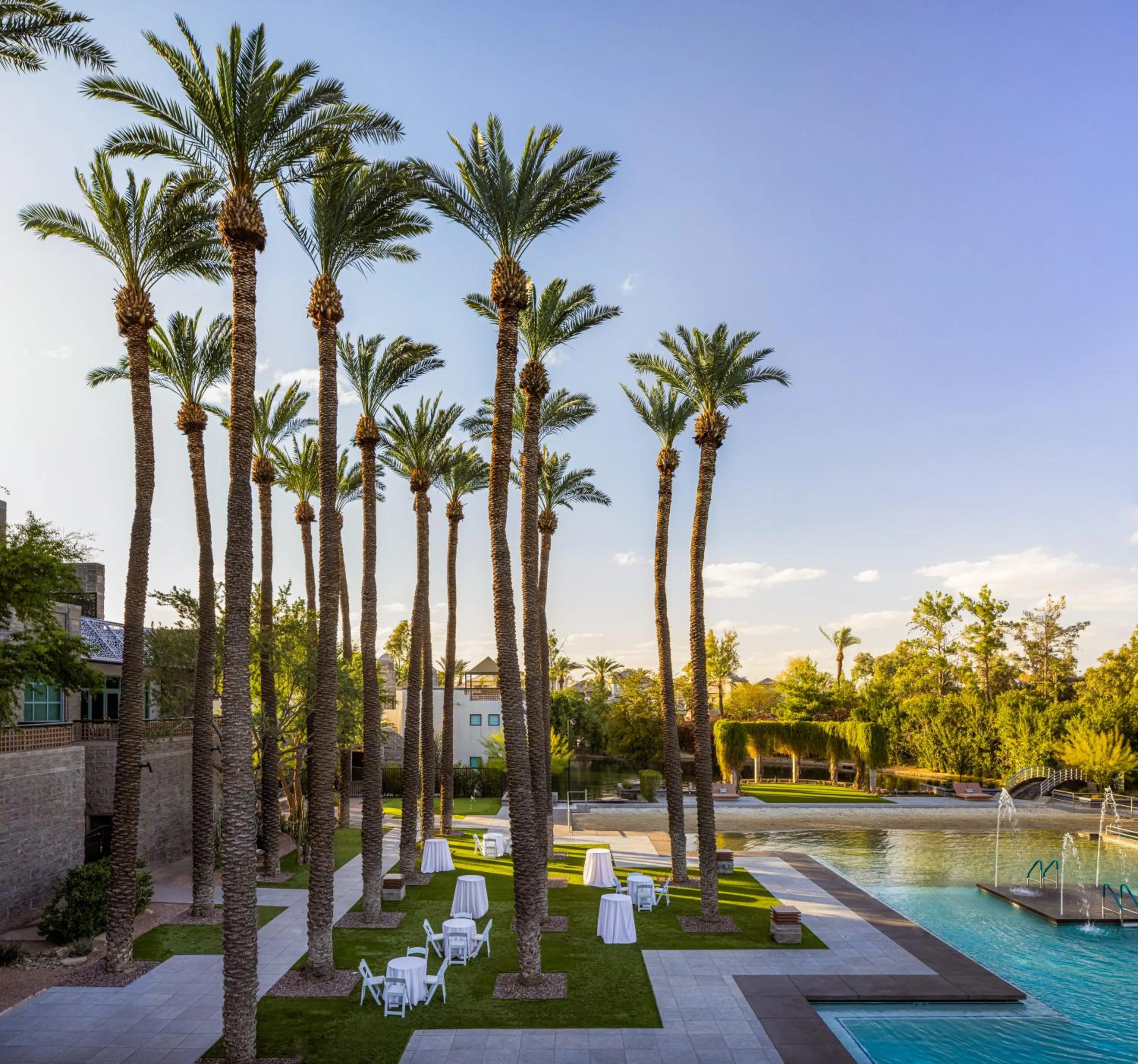 Swimming pool in Grand Hyatt Scottsdale Resort