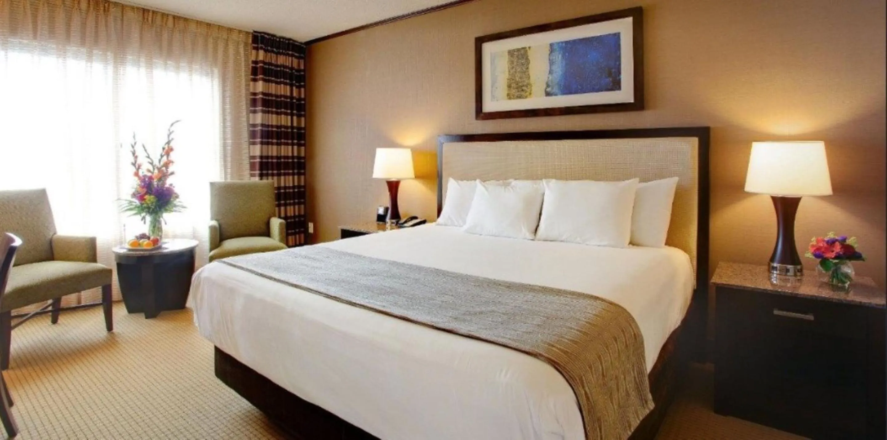 Bed in Isle Casino Hotel Bettendorf