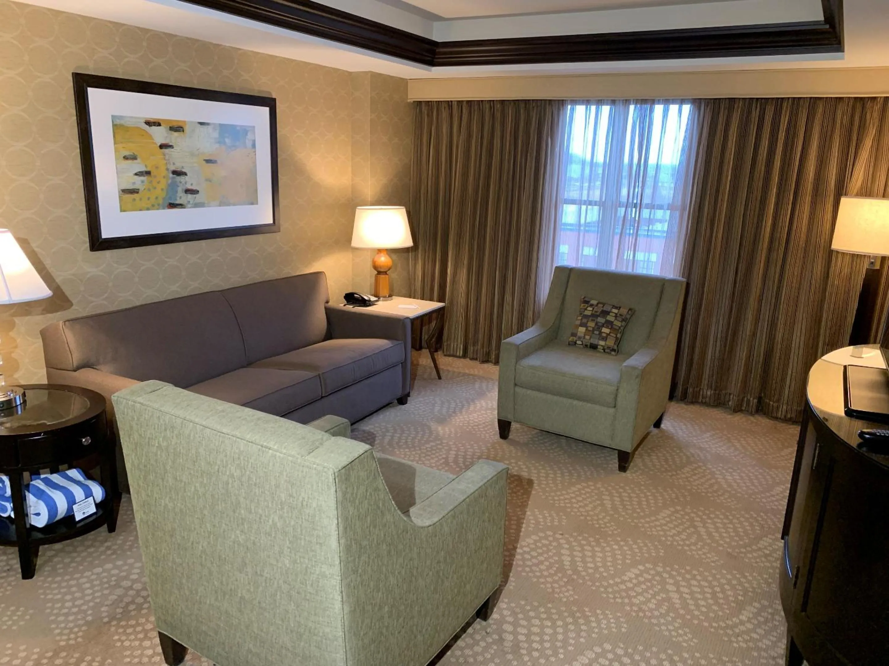 Seating area in Isle Casino Hotel Bettendorf