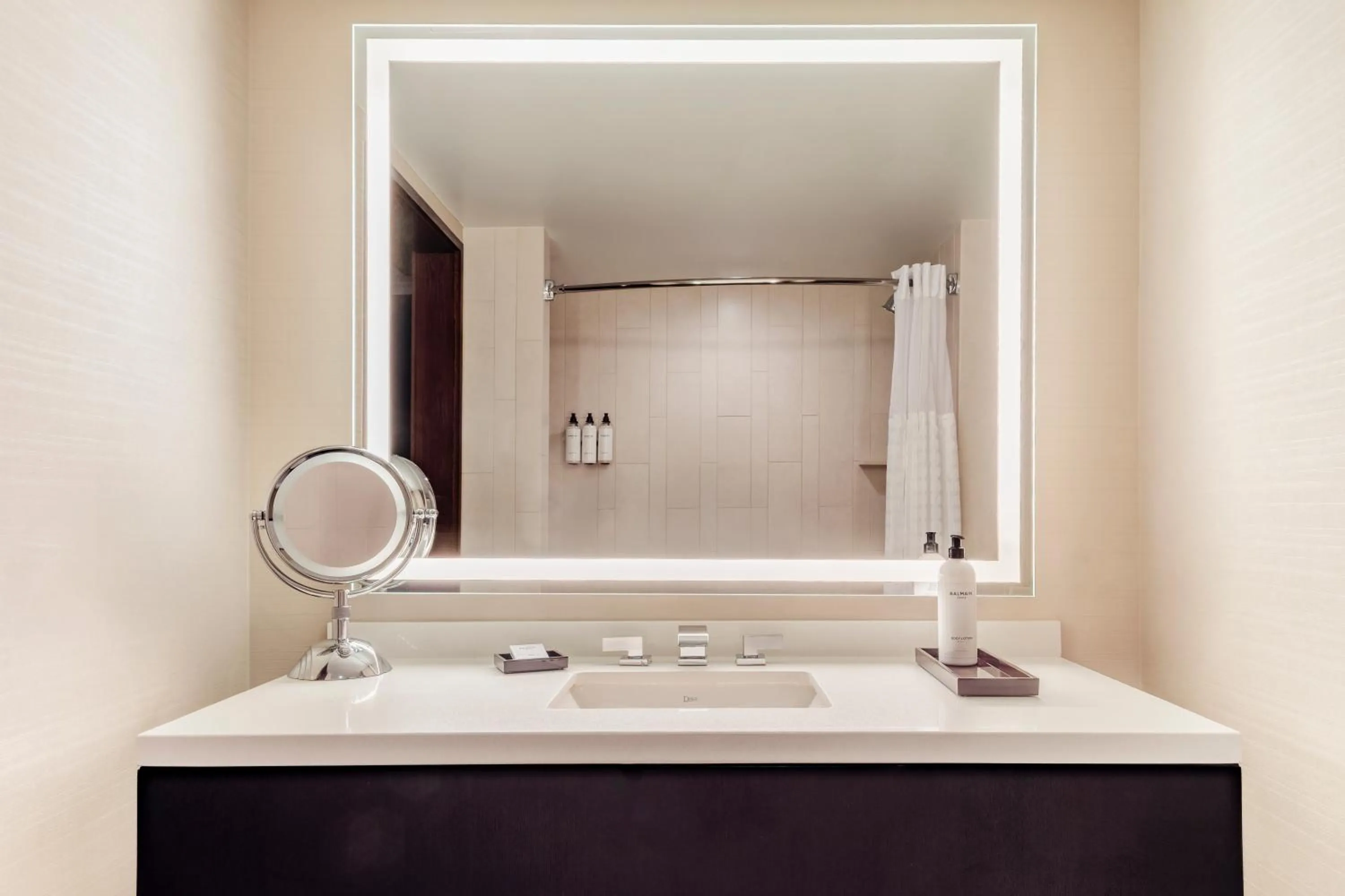 Bathroom in Grand Hyatt Denver