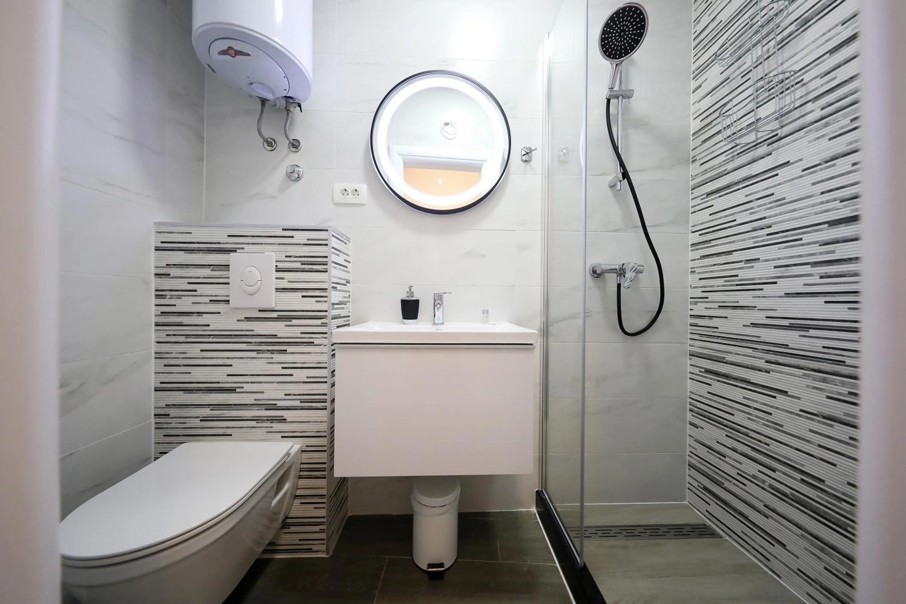 Shower in Pyrotima Apartments