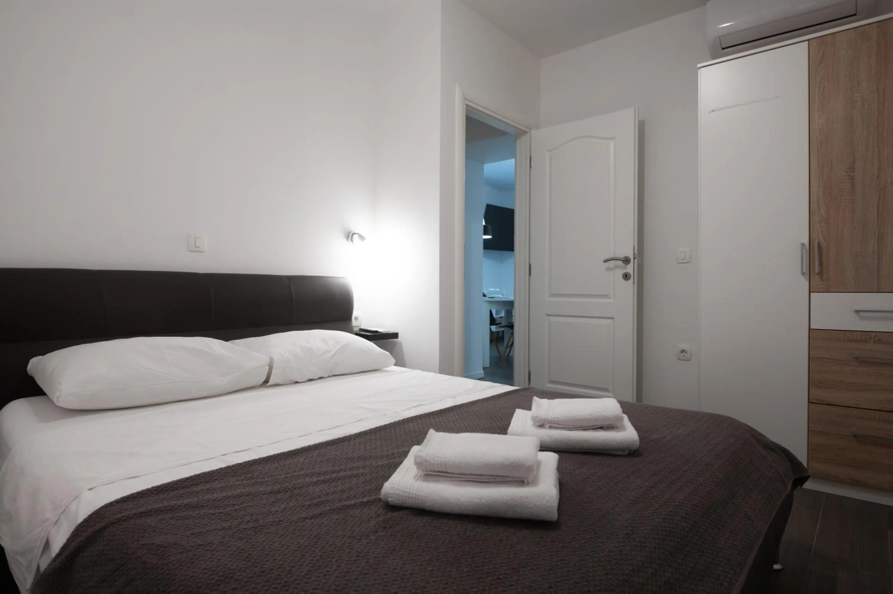 Bed in Pyrotima Apartments