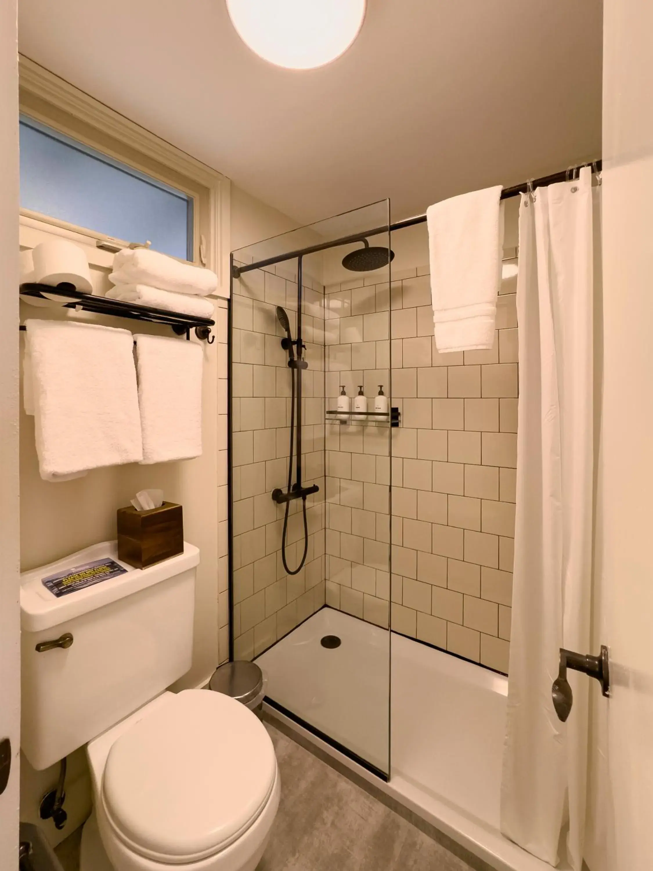 Premier Room with King Bed in The Montauk Beach House Premier Room with King Bed in The Montauk Beach House