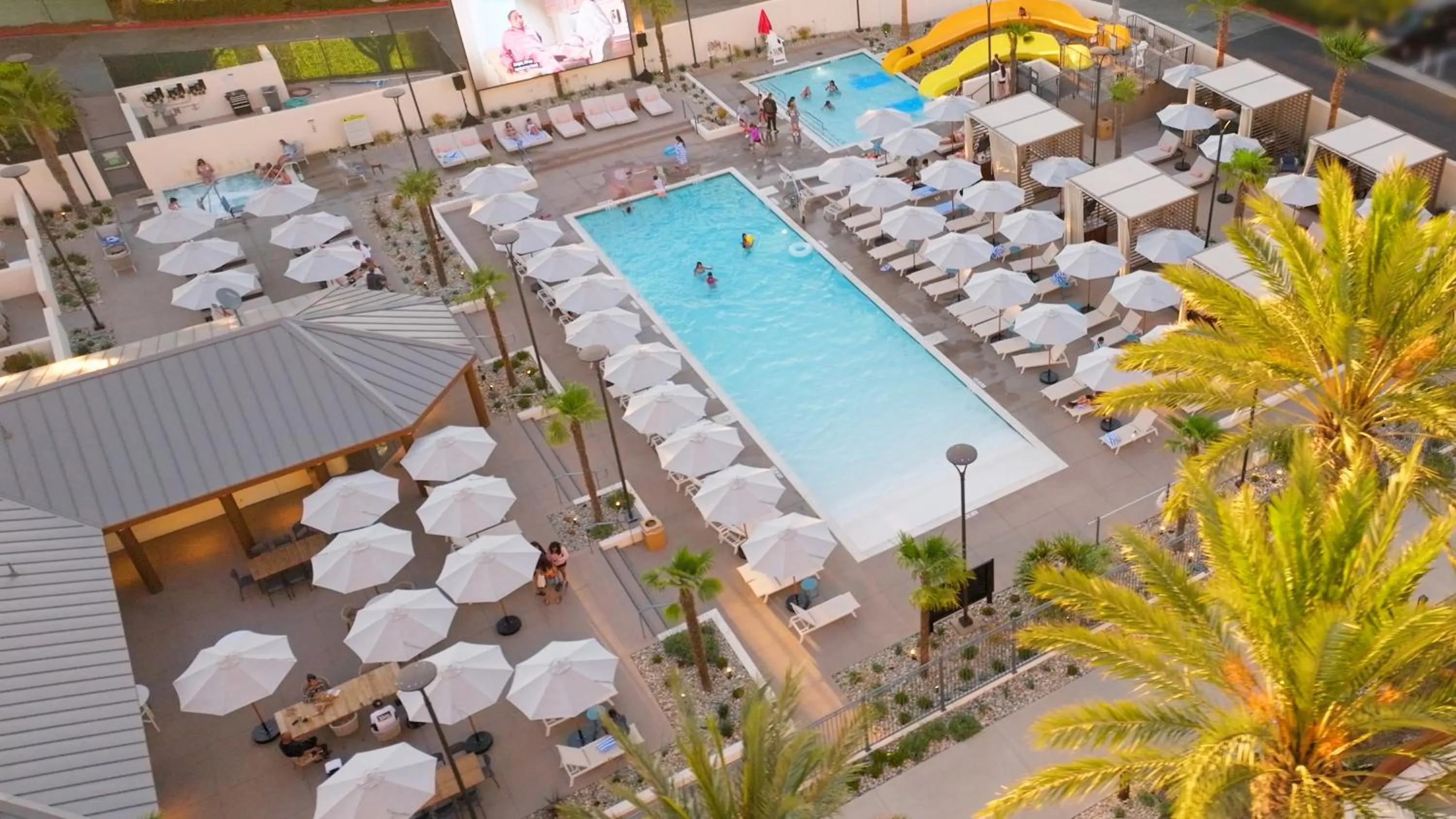 Pool view in Hyatt Regency Irvine