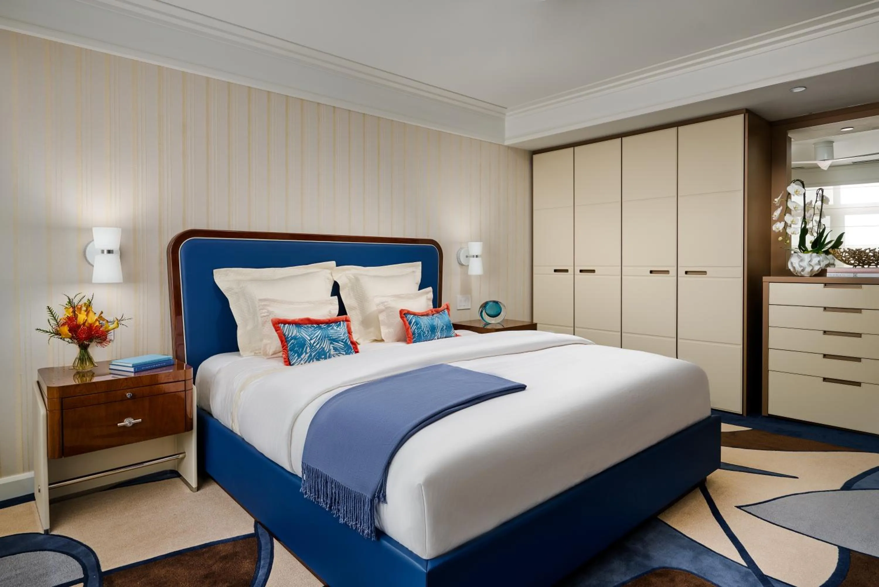 Bedroom, Bed in The Breakers Palm Beach