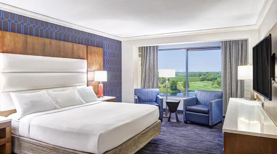 Bed in Mystic Lake Casino Hotel