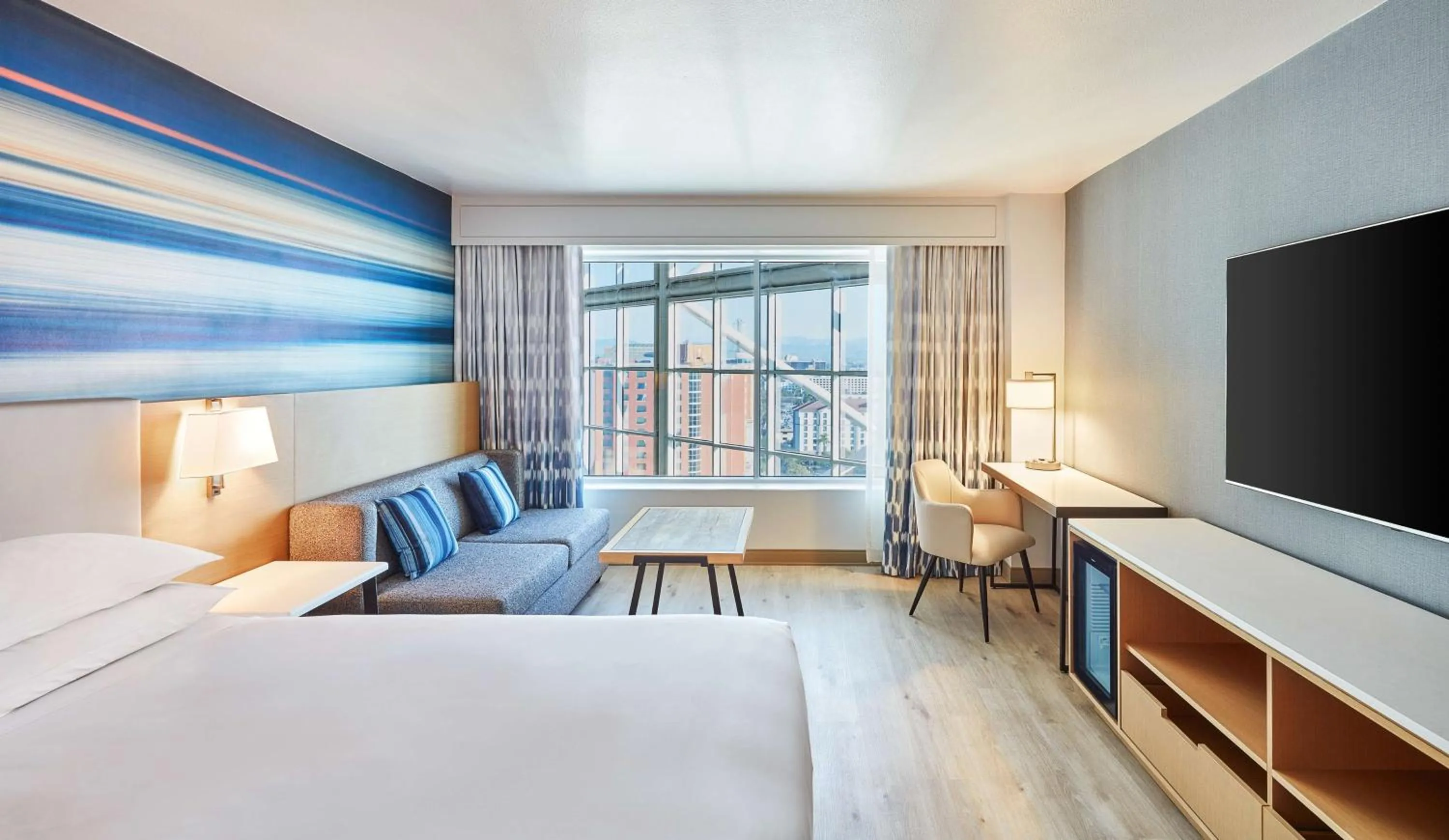 Bedroom, Bed in Hyatt Regency Orange County