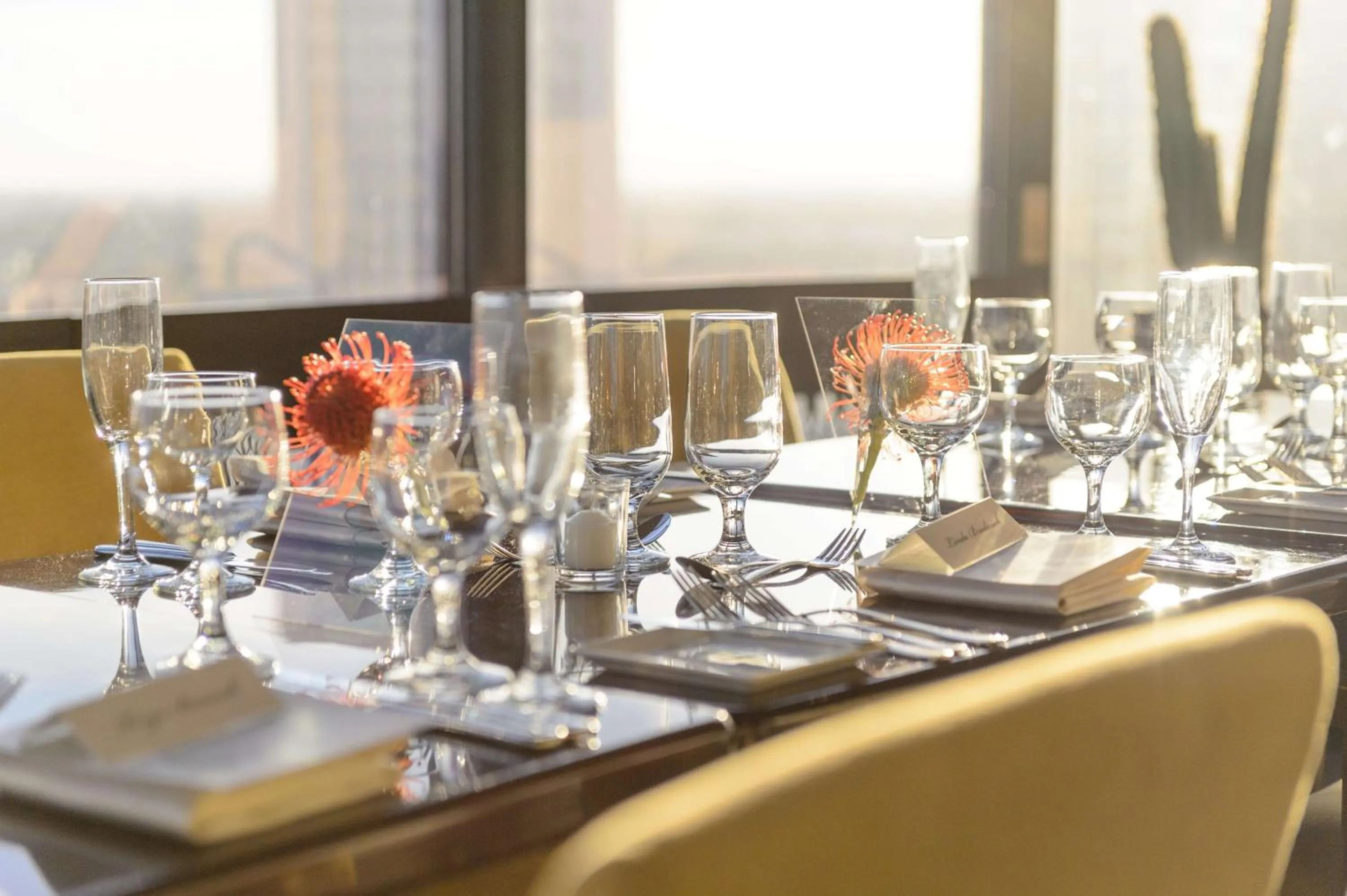 Restaurant/places to eat in Hyatt Regency Phoenix Downtown