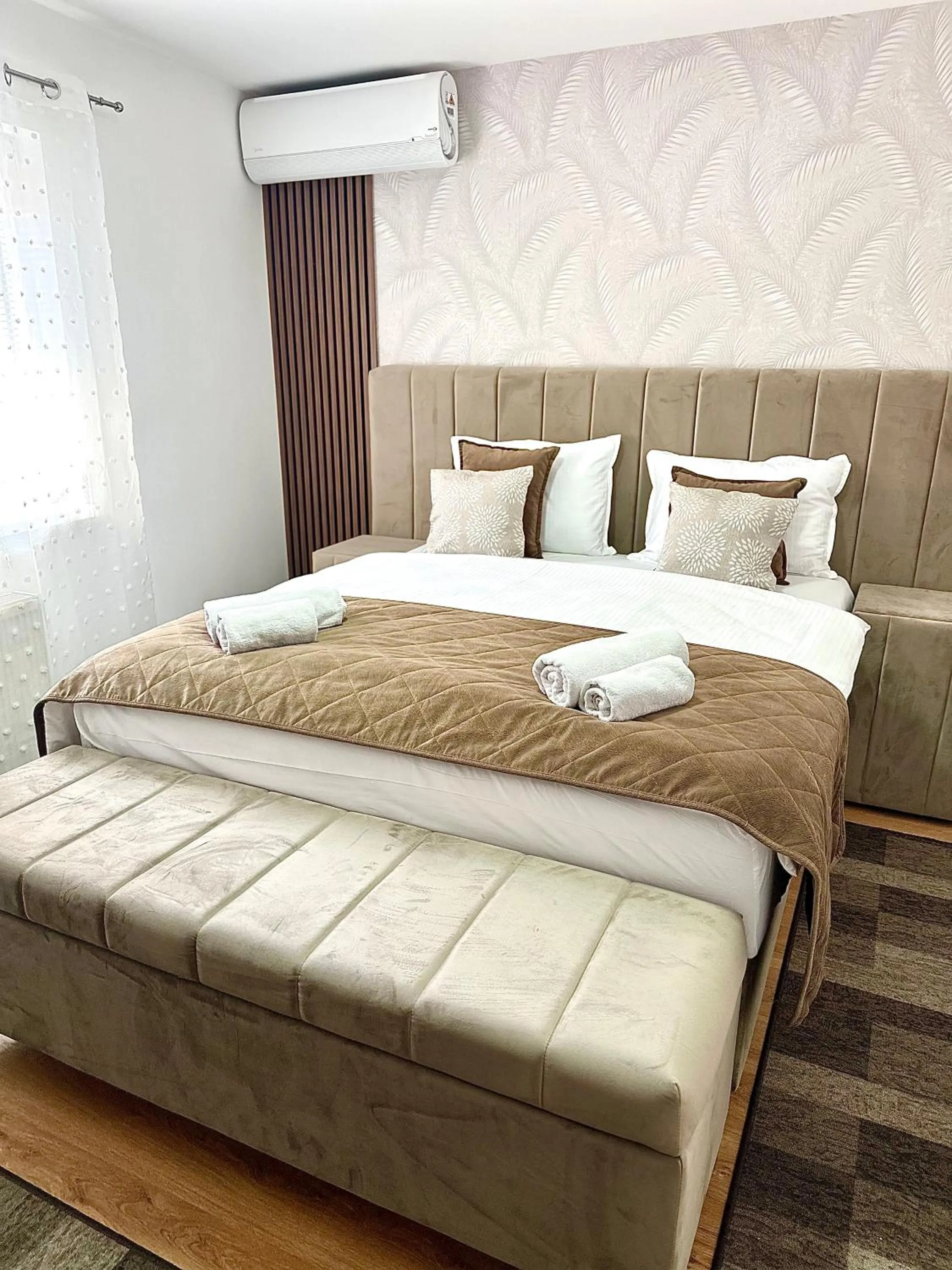 Bed in Hotel Nacional Free Parking