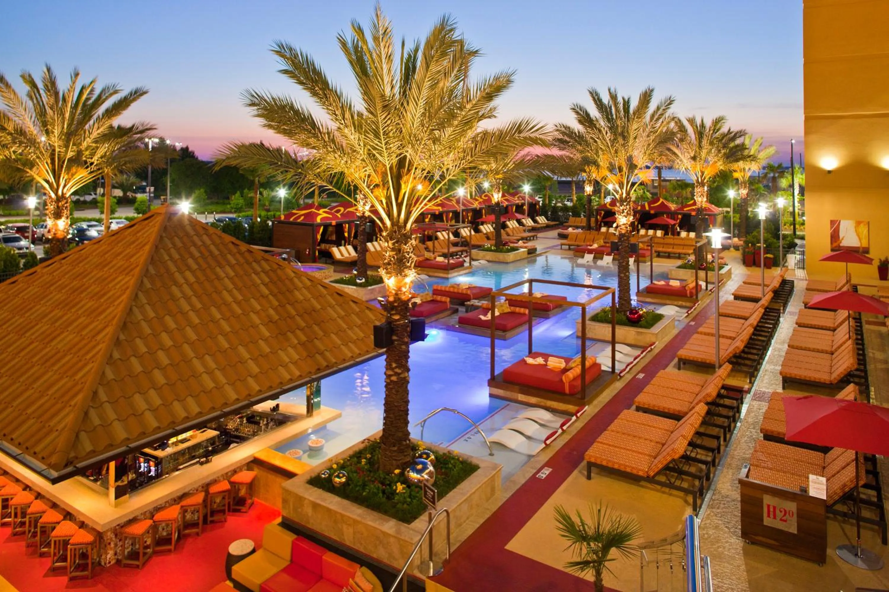 Swimming pool in Golden Nugget Biloxi