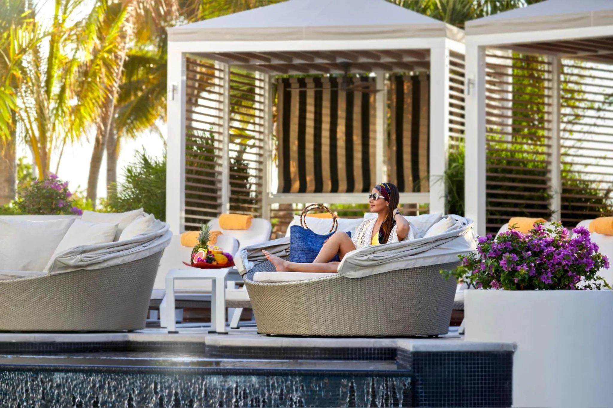 Swimming pool in Loews Miami Beach Hotel