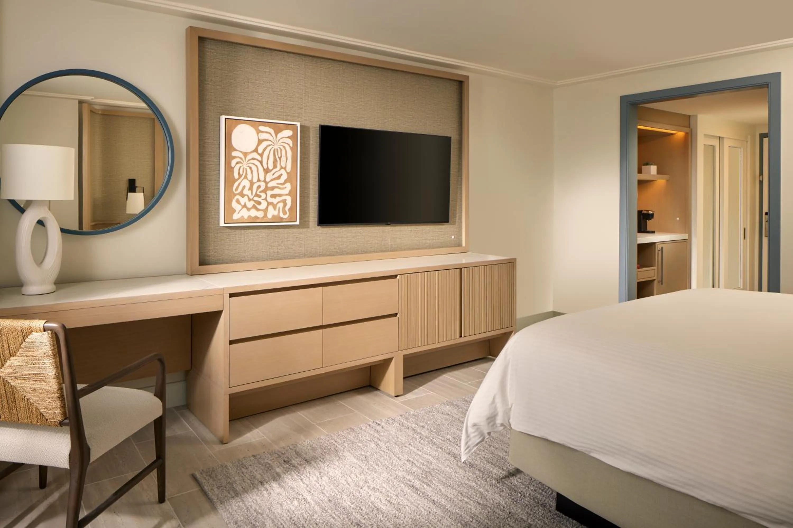 Bedroom, Bed in Loews Miami Beach Hotel