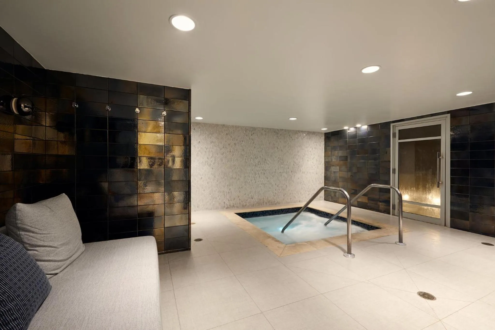 Spa and wellness centre/facilities in Loews Miami Beach Hotel