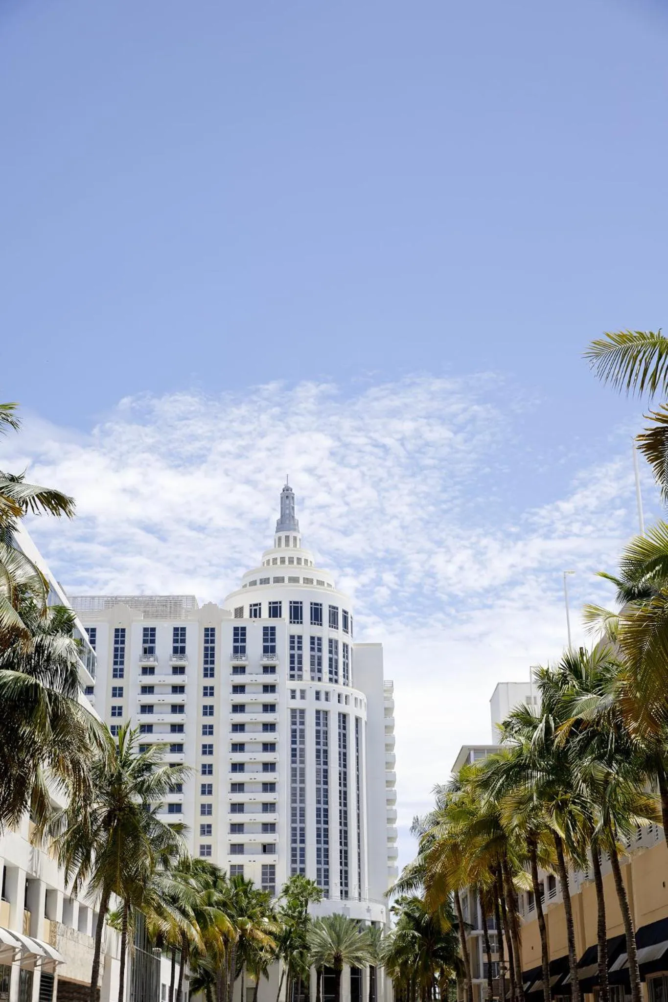 Facade/entrance in Loews Miami Beach Hotel