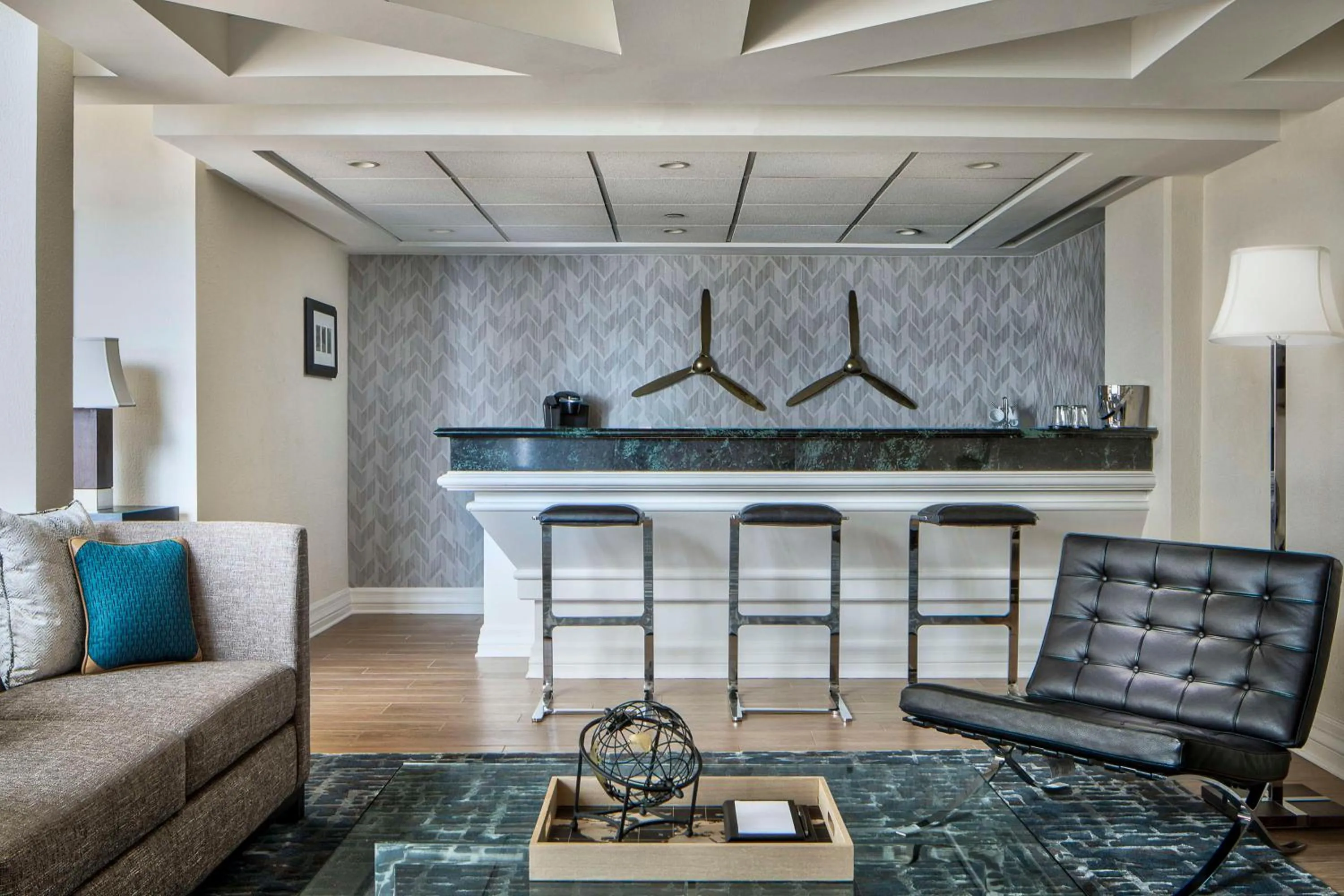 Photo of the whole room in Hyatt Regency DFW International Airport