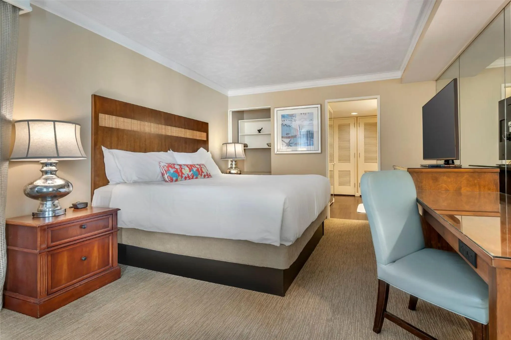 Photo of the whole room, Bed in Omni Corpus Christi Hotel