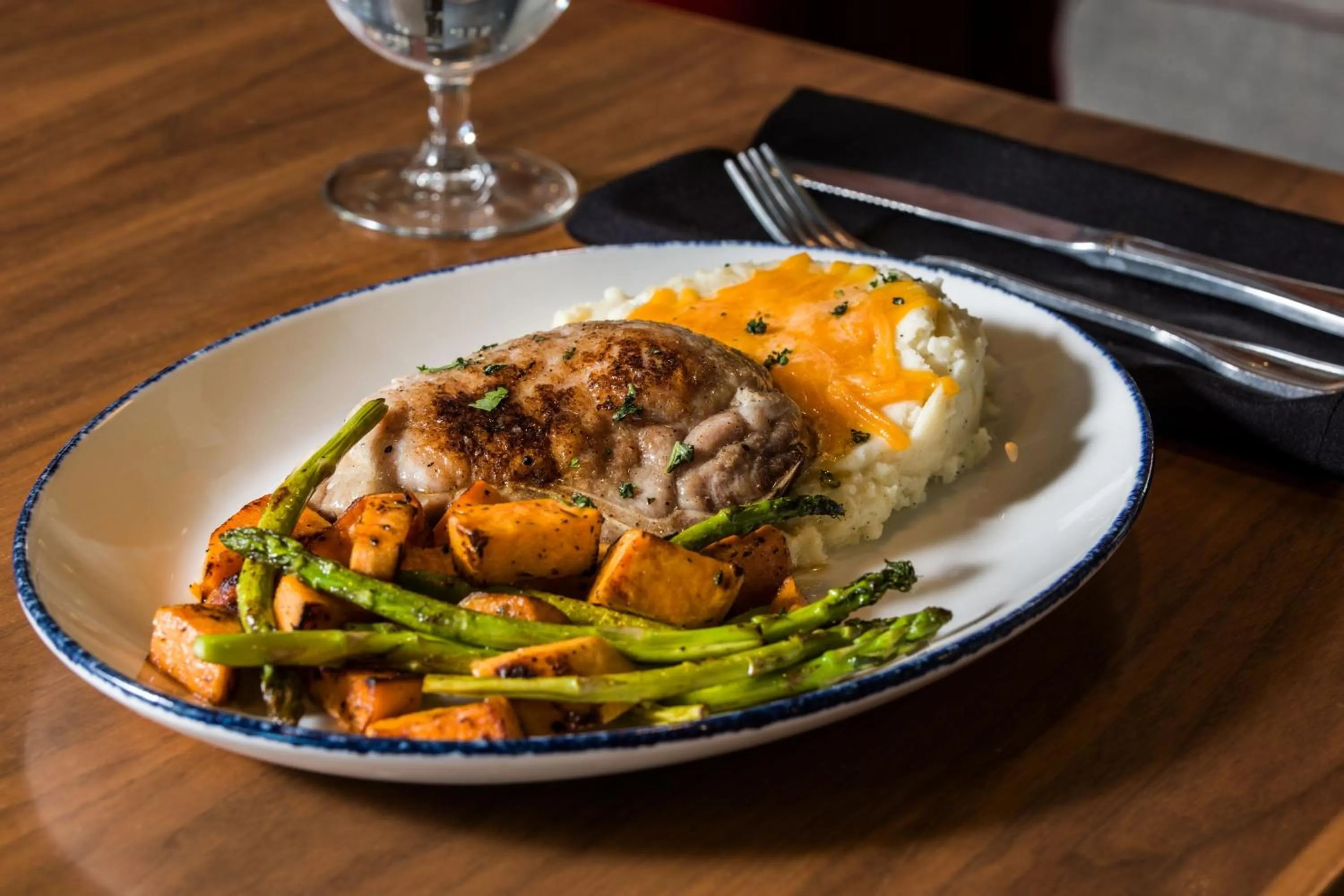 Restaurant/places to eat in Four Points by Sheraton at Phoenix Mesa Gateway Airport