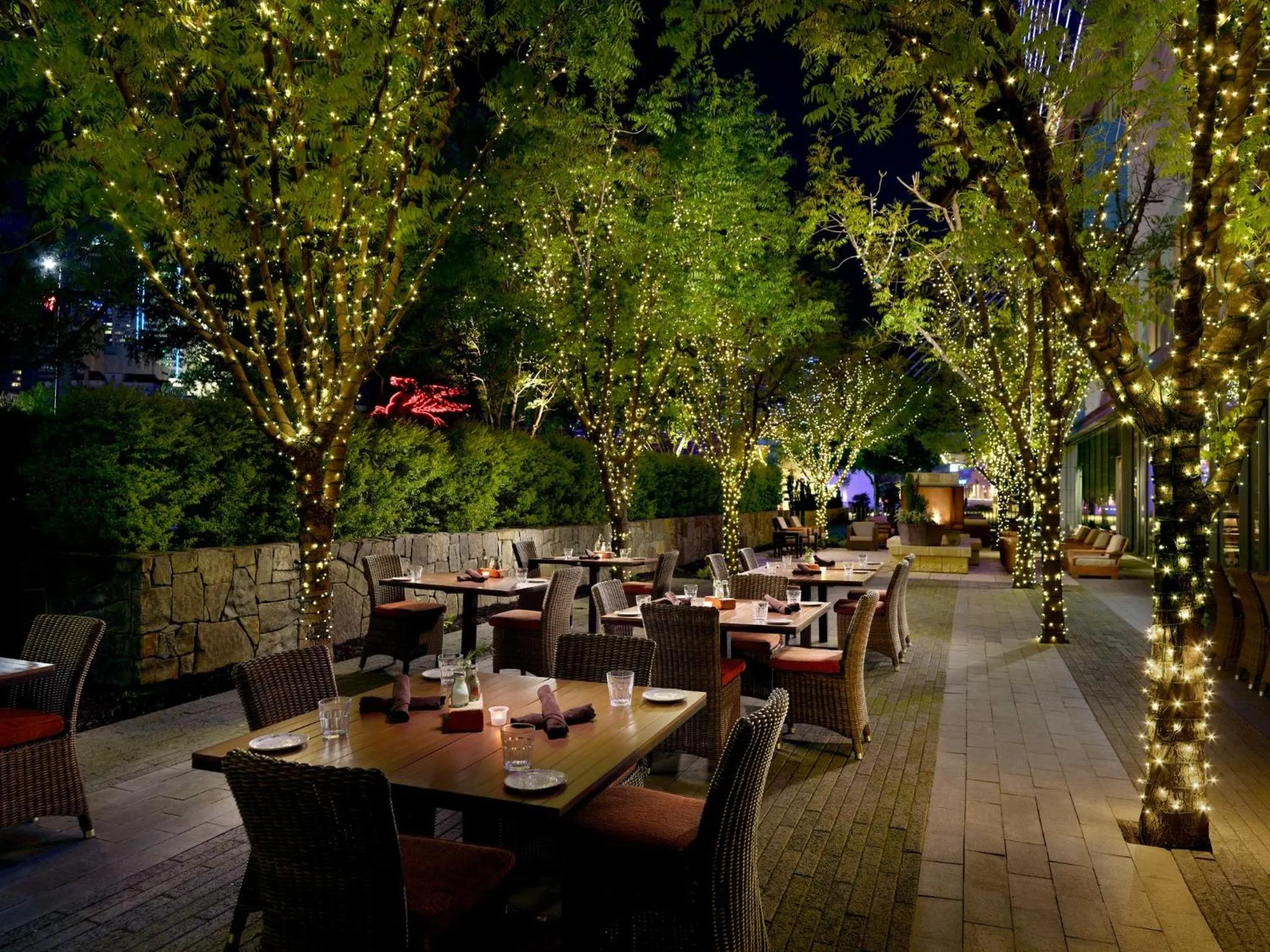 Restaurant/places to eat in Omni Dallas Hotel