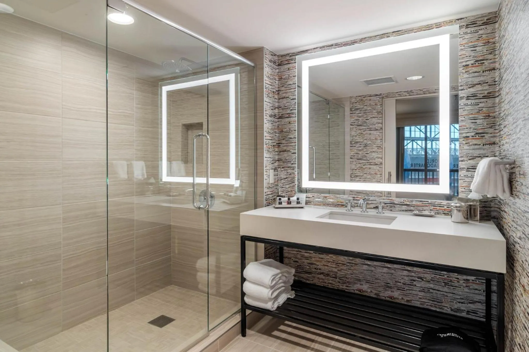 Bathroom in Omni Atlanta Hotel at Centennial Park