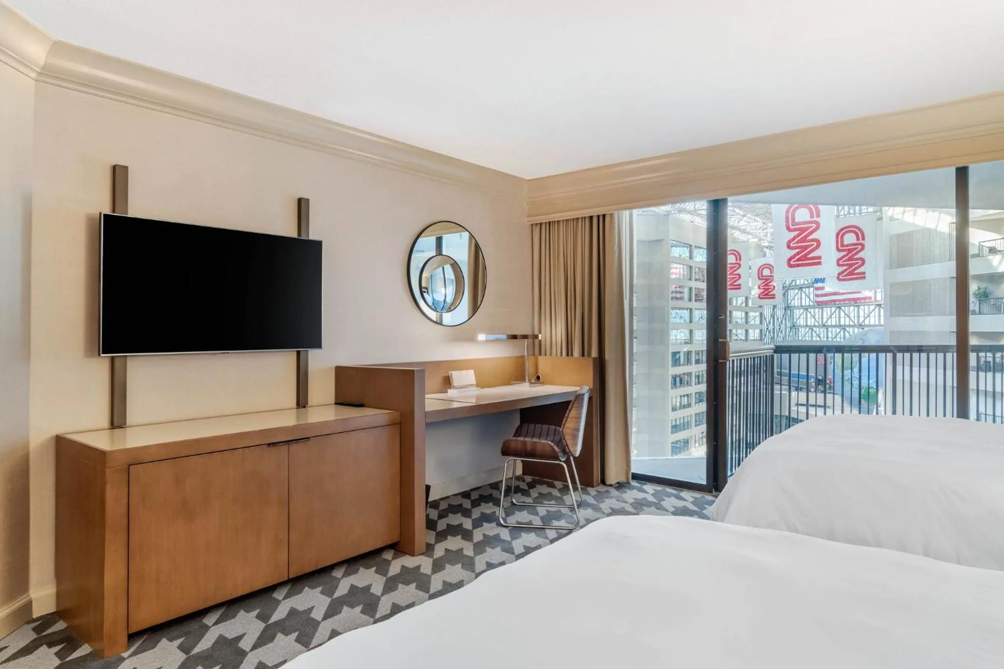 Photo of the whole room, Bed in Omni Atlanta Hotel at Centennial Park