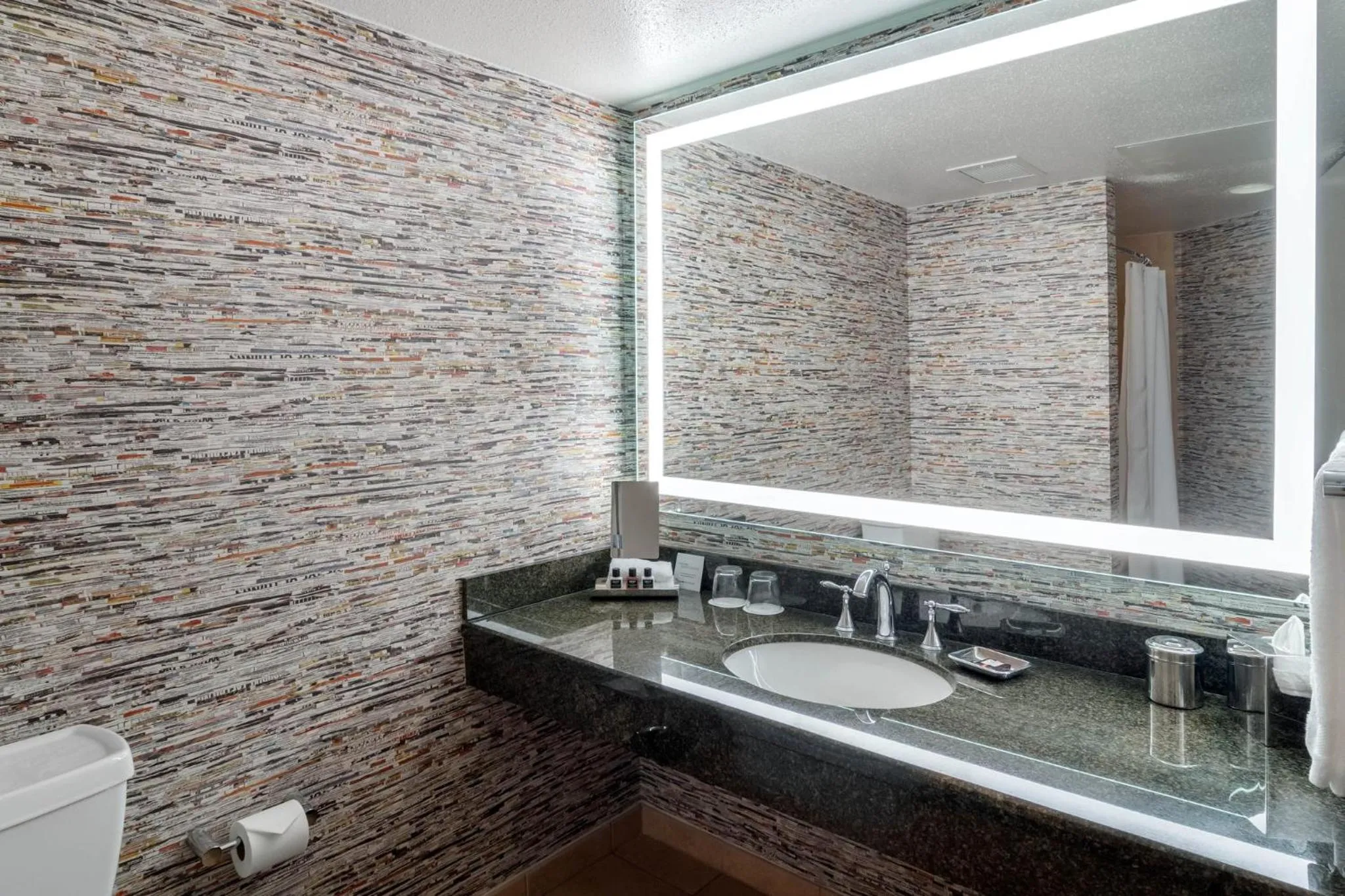 Bathroom in Omni Atlanta Hotel at Centennial Park