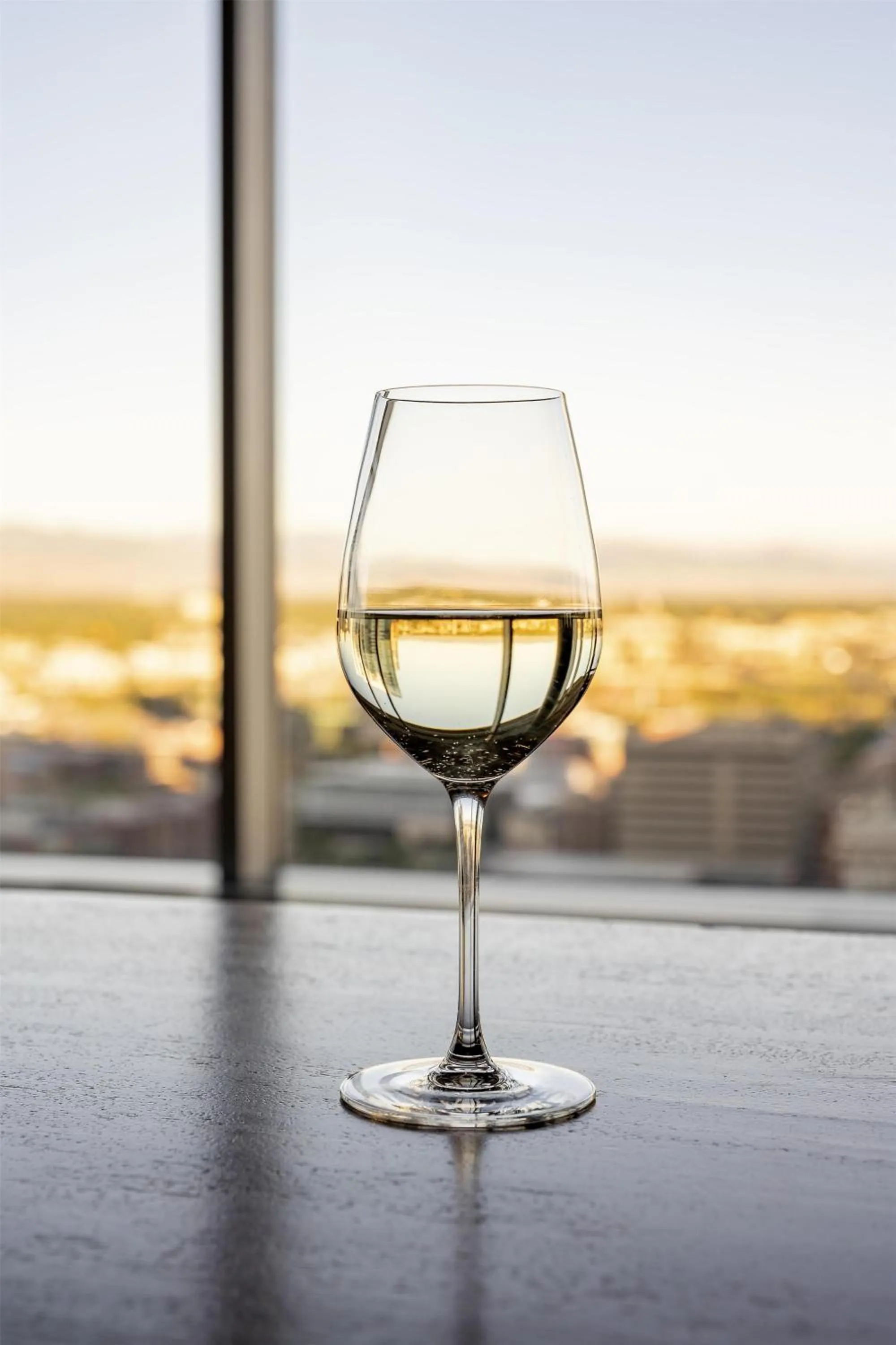 Lounge or bar in Hyatt Regency Denver at Colorado Convention Center