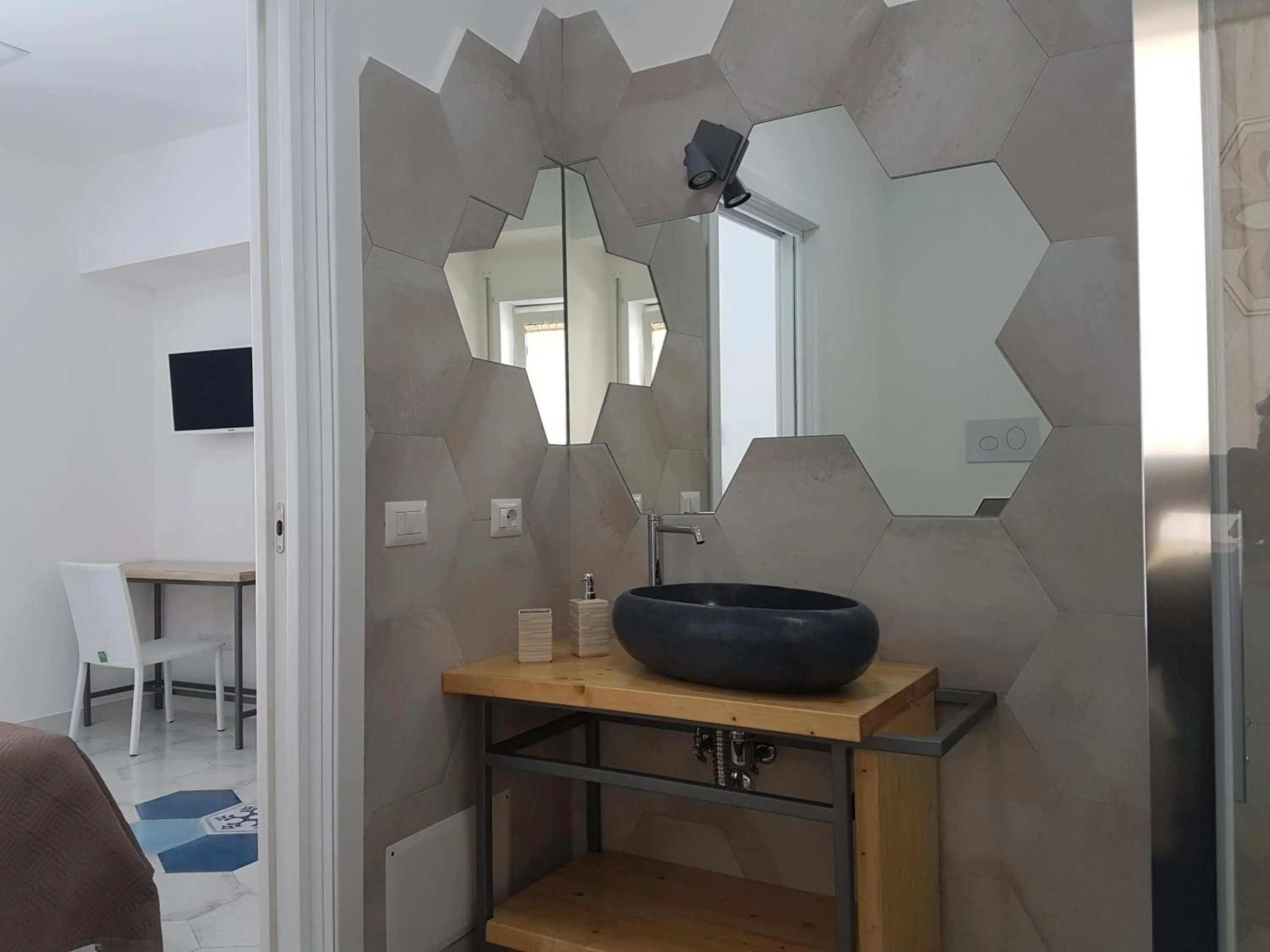 Bathroom in I colori del mare