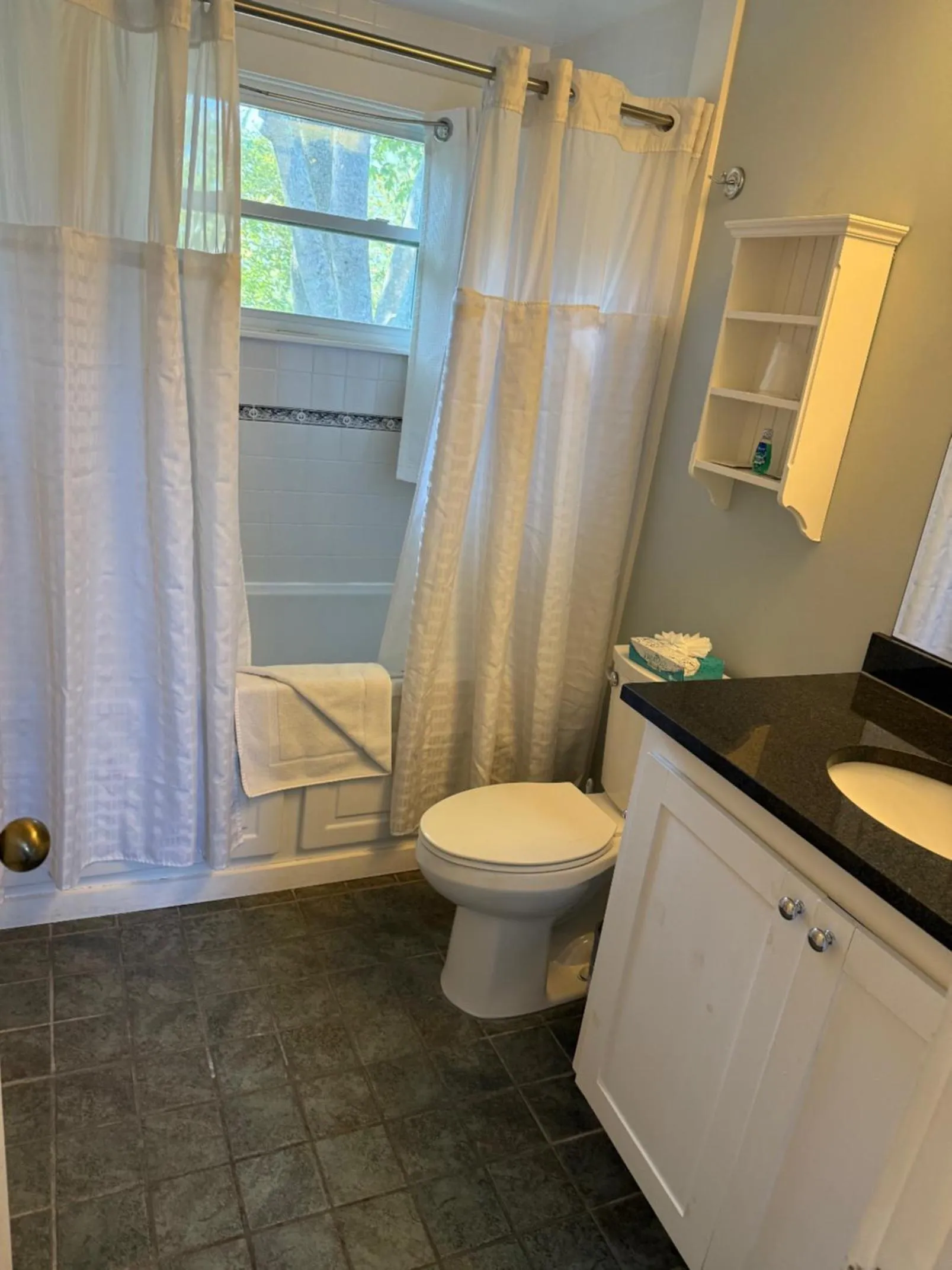 Bathroom in Crowne Pointe Historic Inn Adults Only