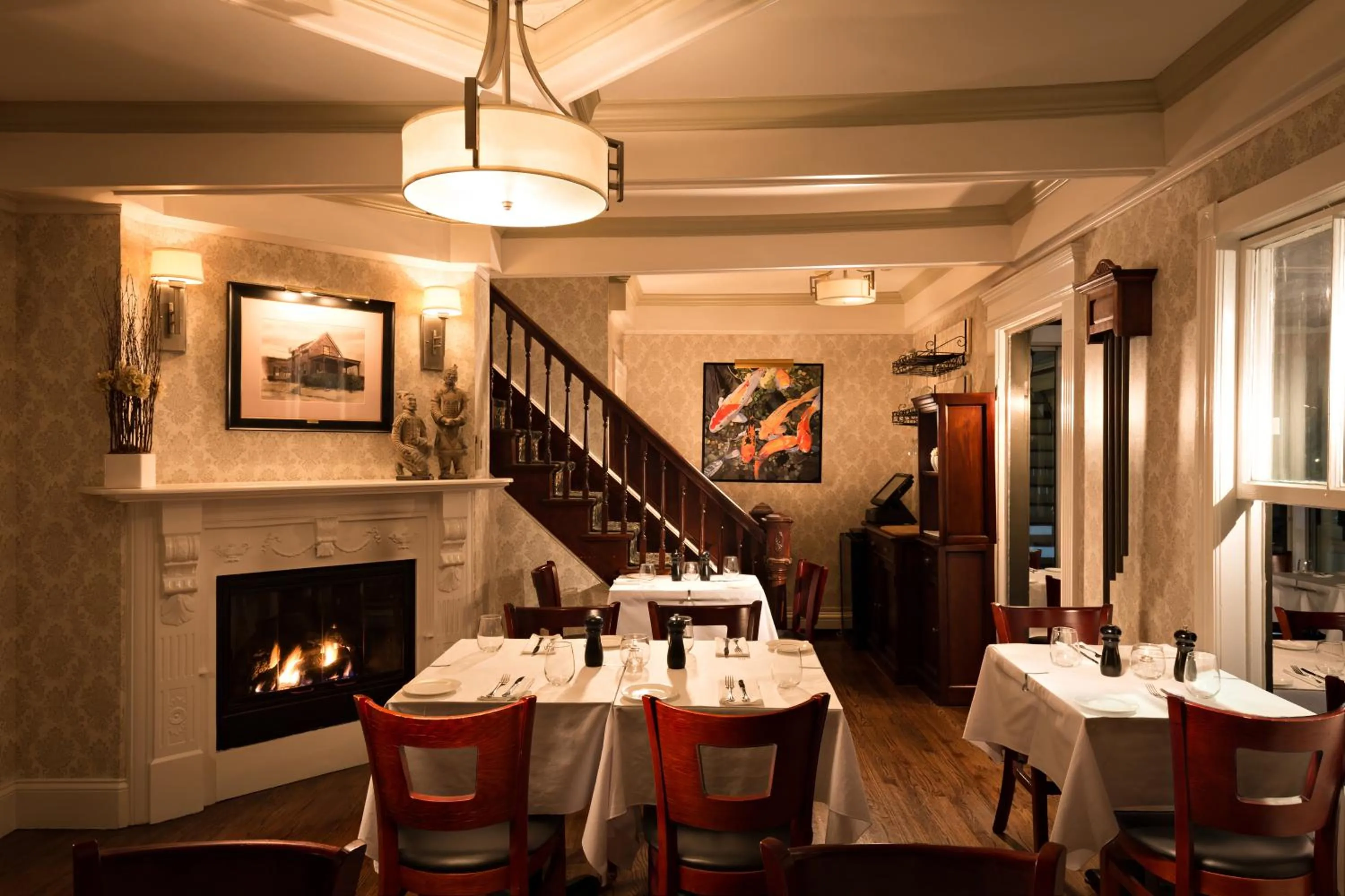 Restaurant/places to eat in Crowne Pointe Historic Inn Adults Only