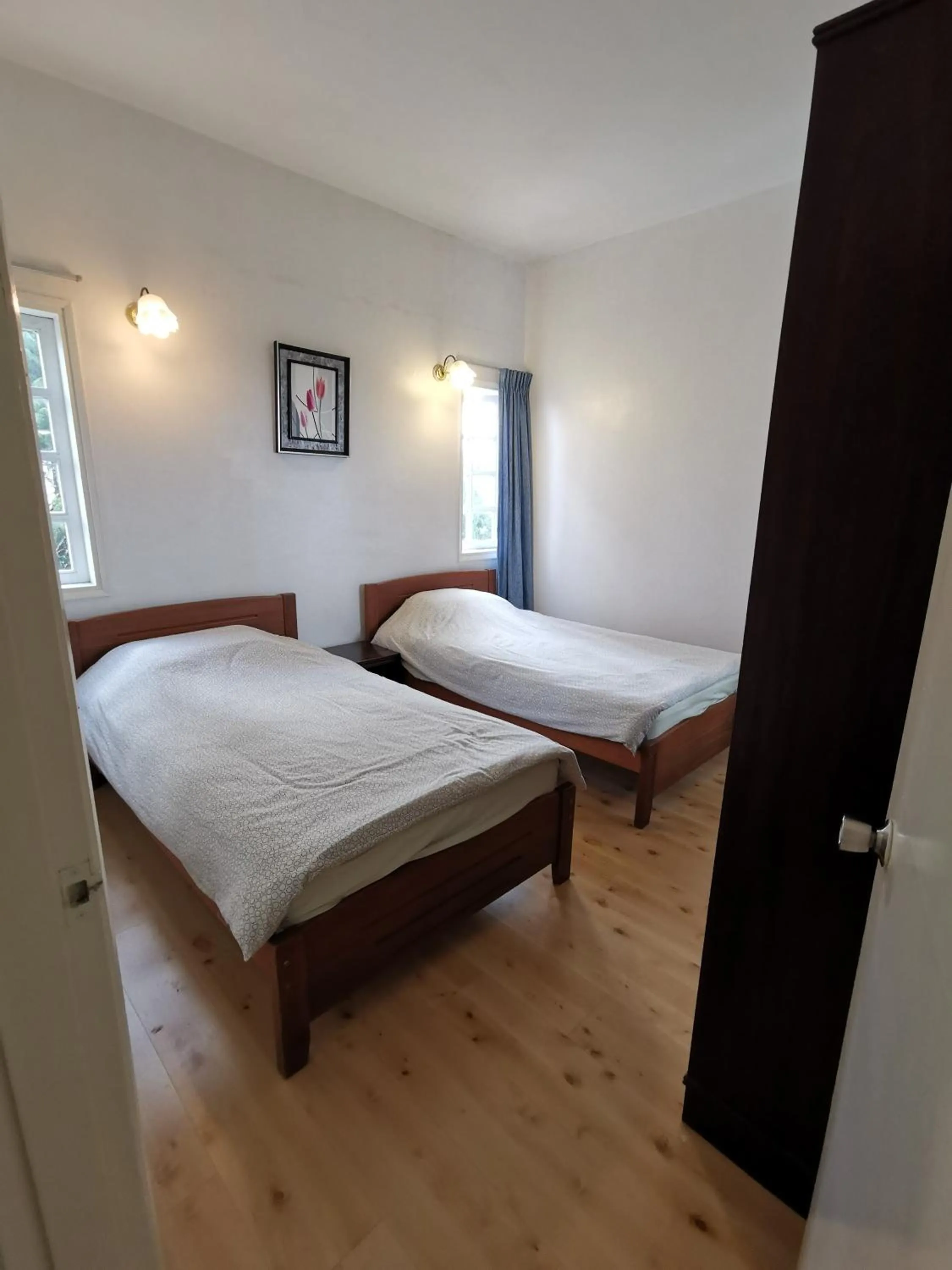 Bedroom, Bed in Little England B8