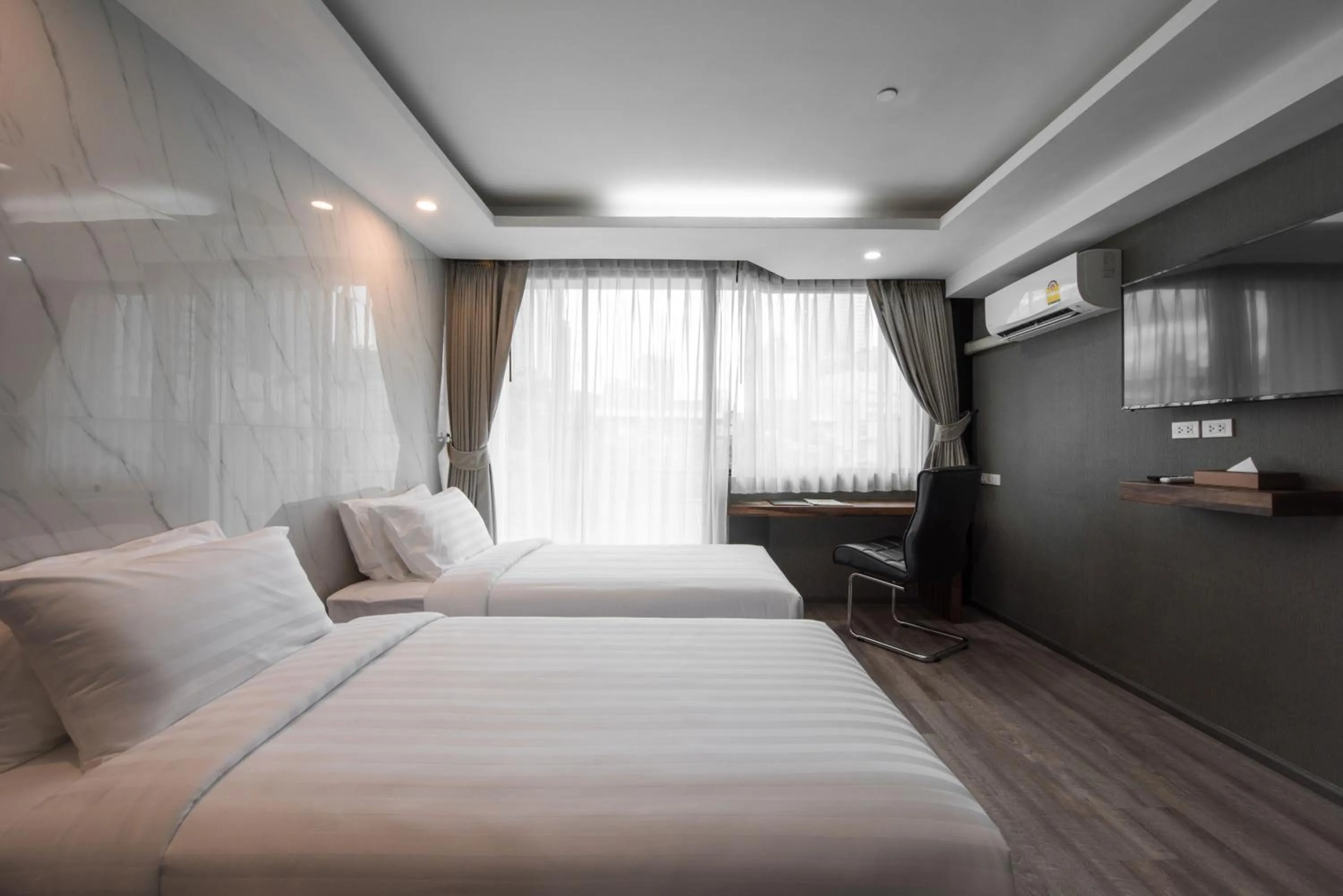 Bed in Bangkok City Link Hotel