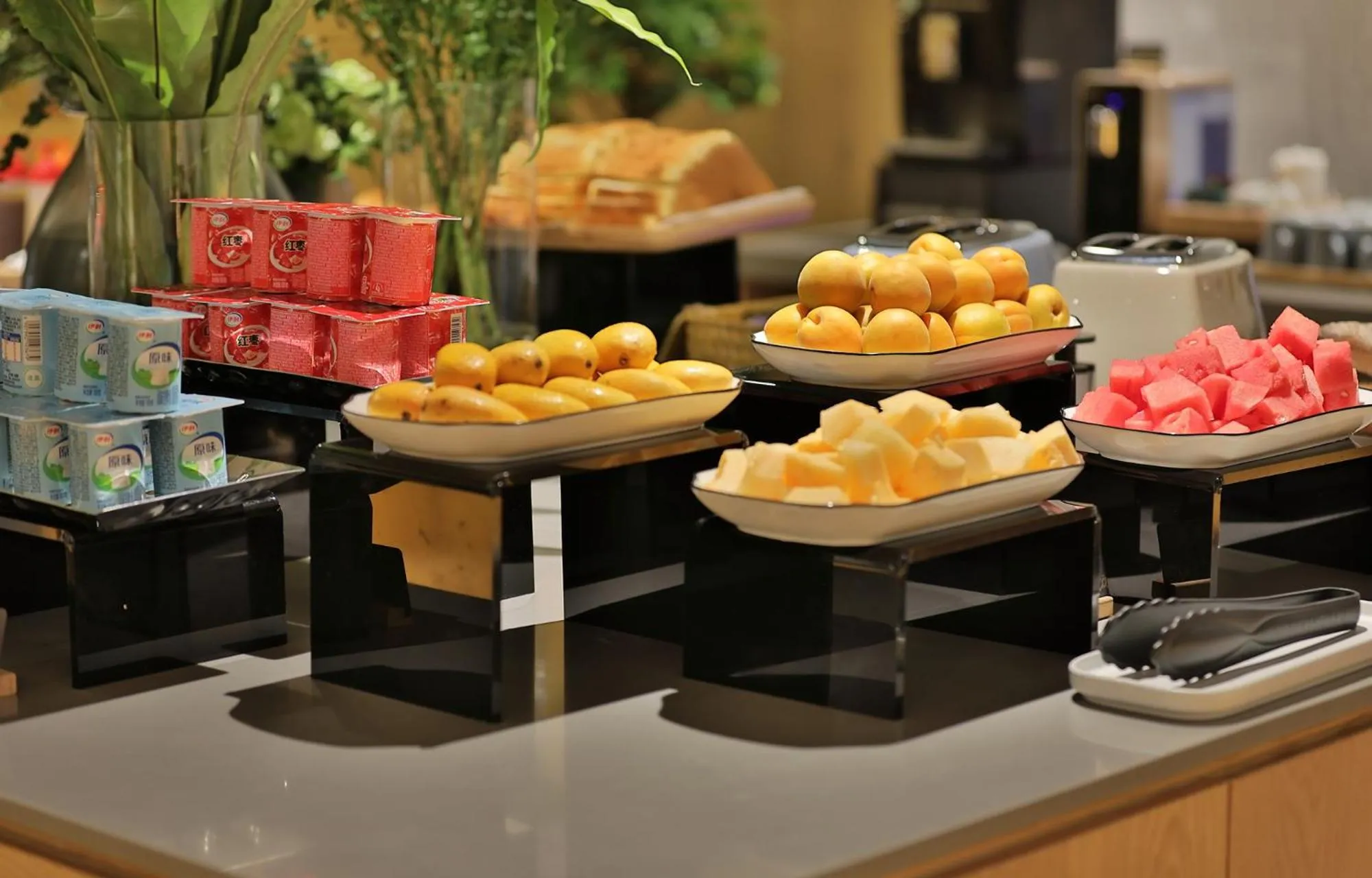 Food and drinks in EBO Hotel (Hangzhou West Lake)