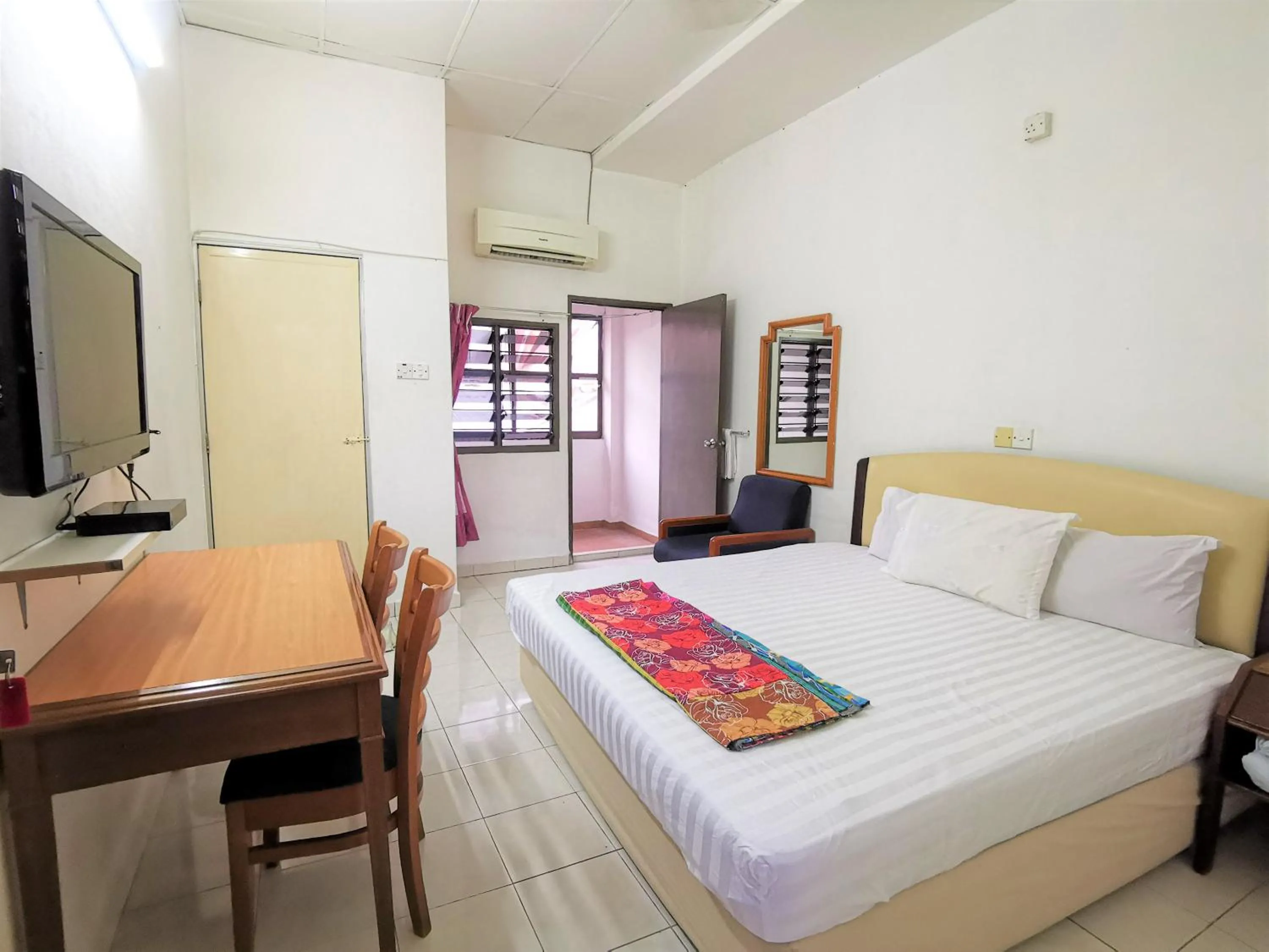 Bedroom, Bed in Star Lodge