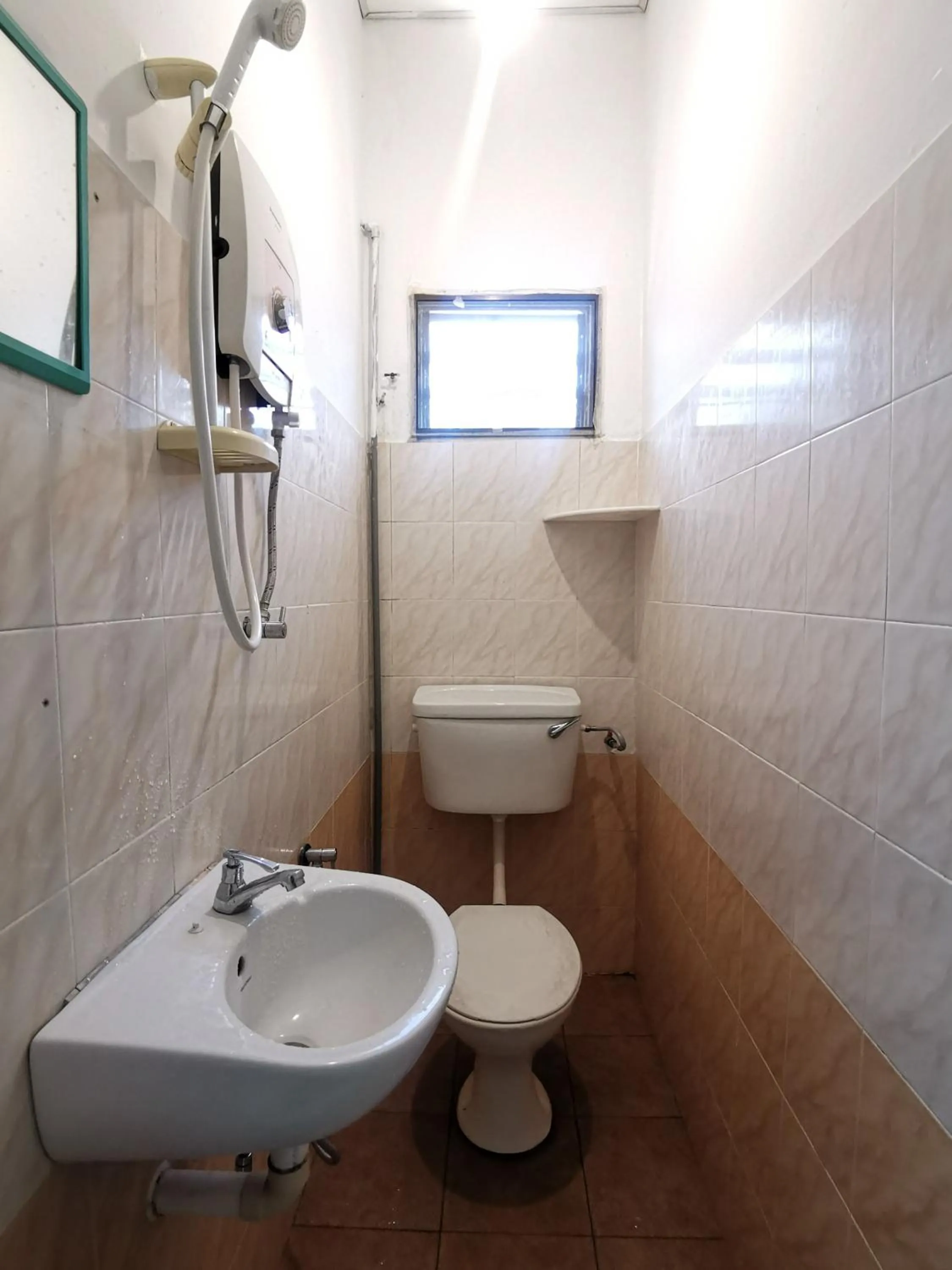 Toilet in Star Lodge