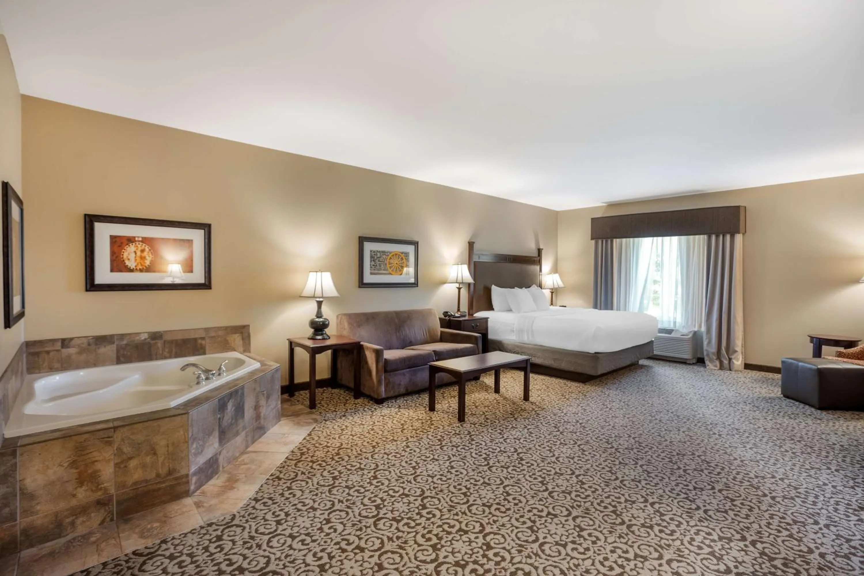 Bedroom, Bed in Best Western Plus Intercourse Village Inn