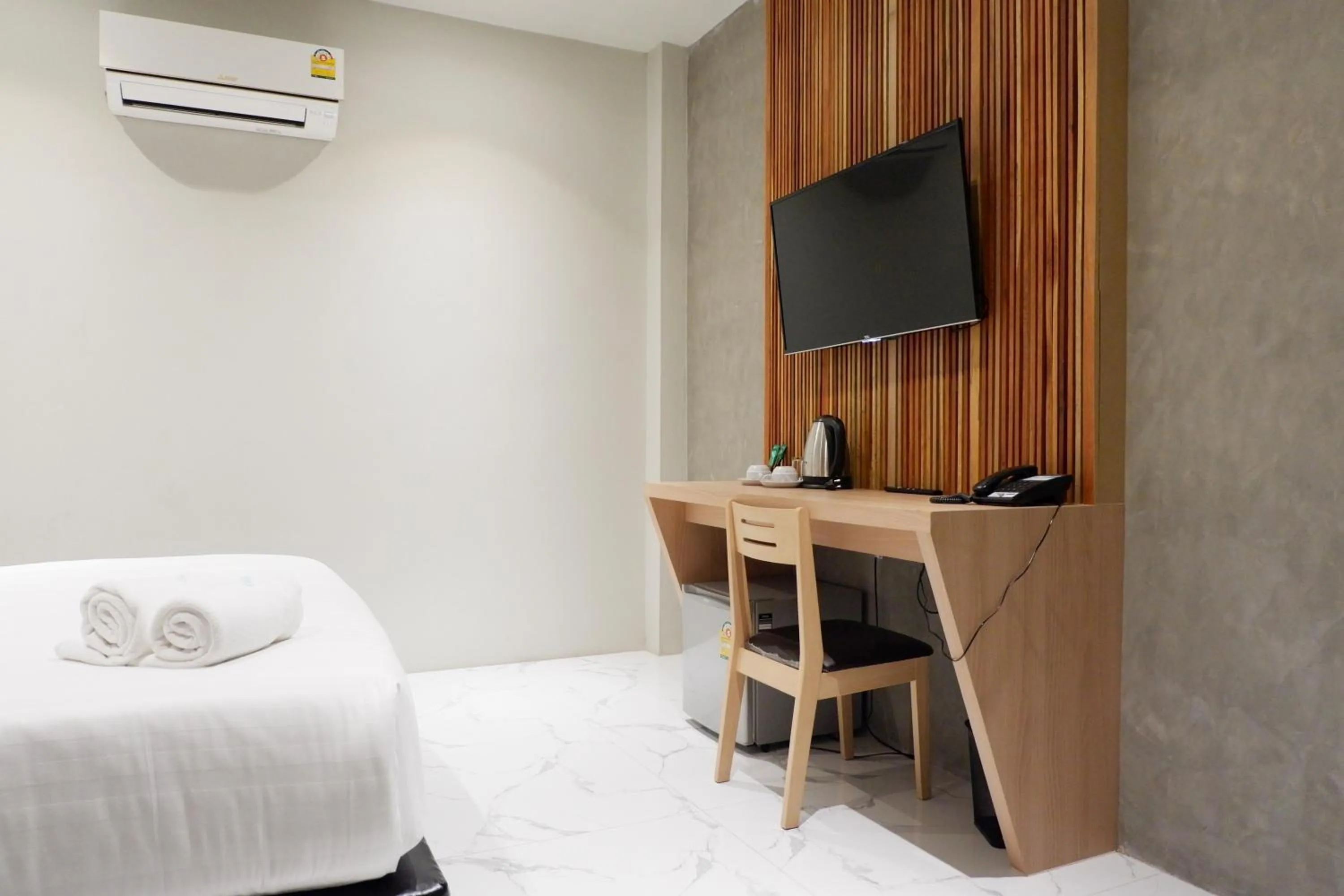 TV and multimedia, Bed in Chill D Resort Buriram