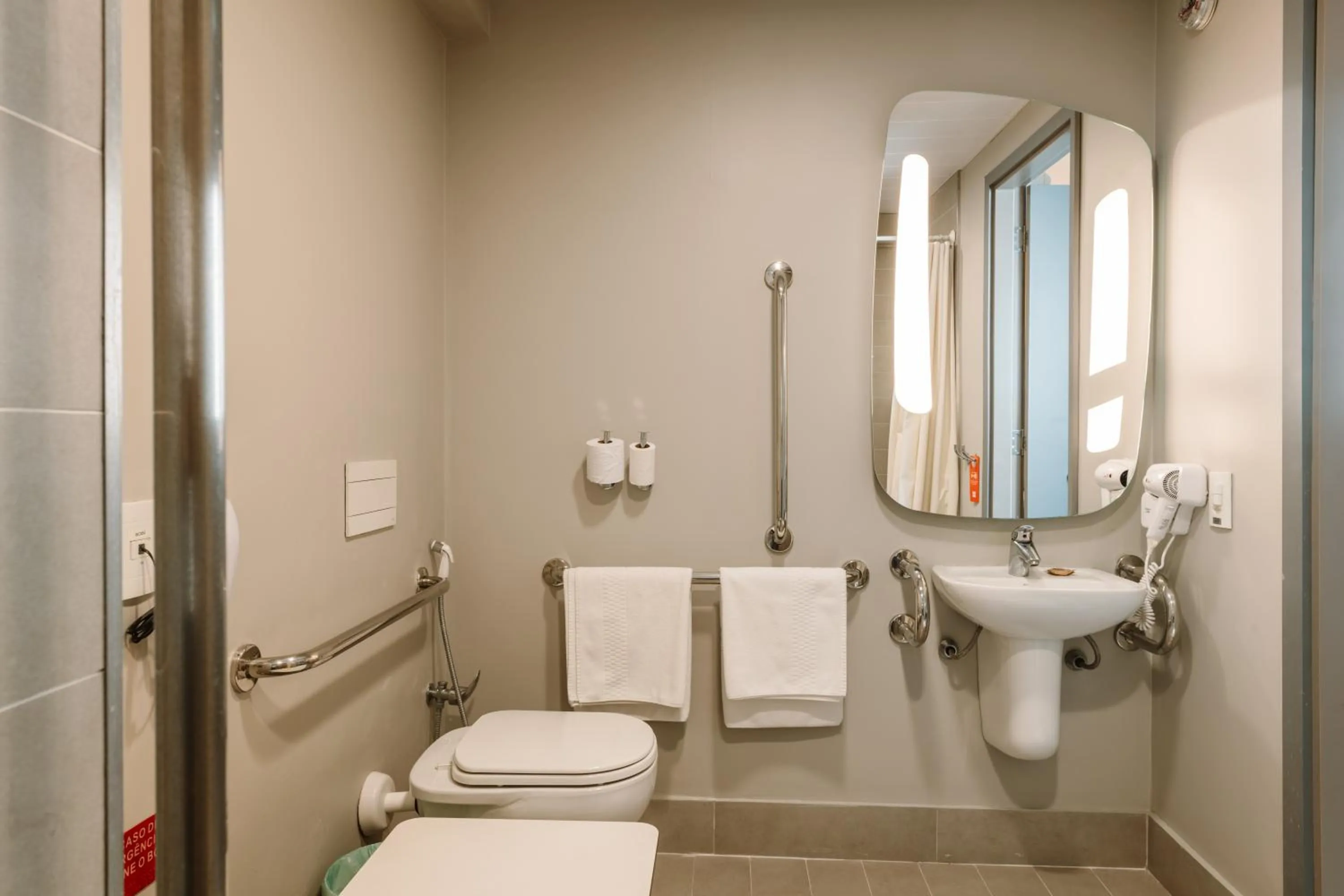 Bathroom in ibis Juazeiro do Norte